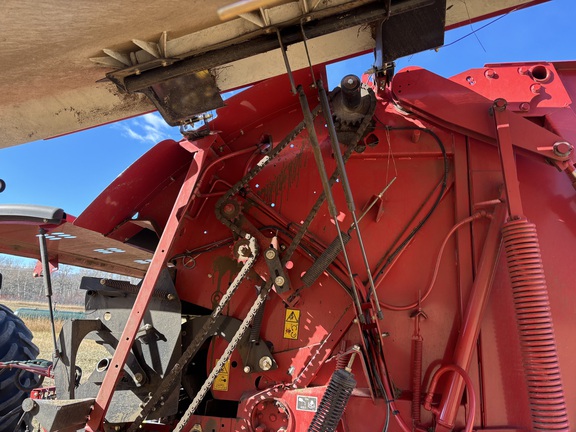 2021 New Holland Rollbelt 560 Baler/Round