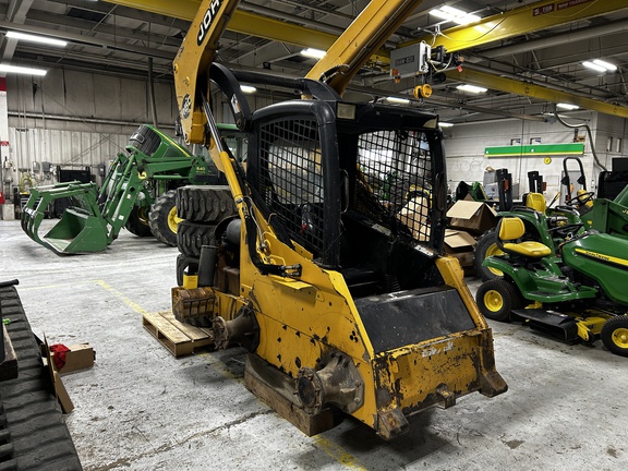 1999 John Deere 250 Skid Steer Loader