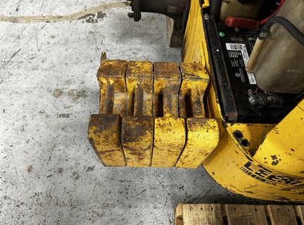 1999 John Deere 250 Skid Steer Loader