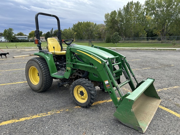 2010 John Deere 3520 Tractor Compact