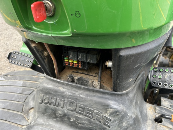 2010 John Deere 3520 Tractor Compact