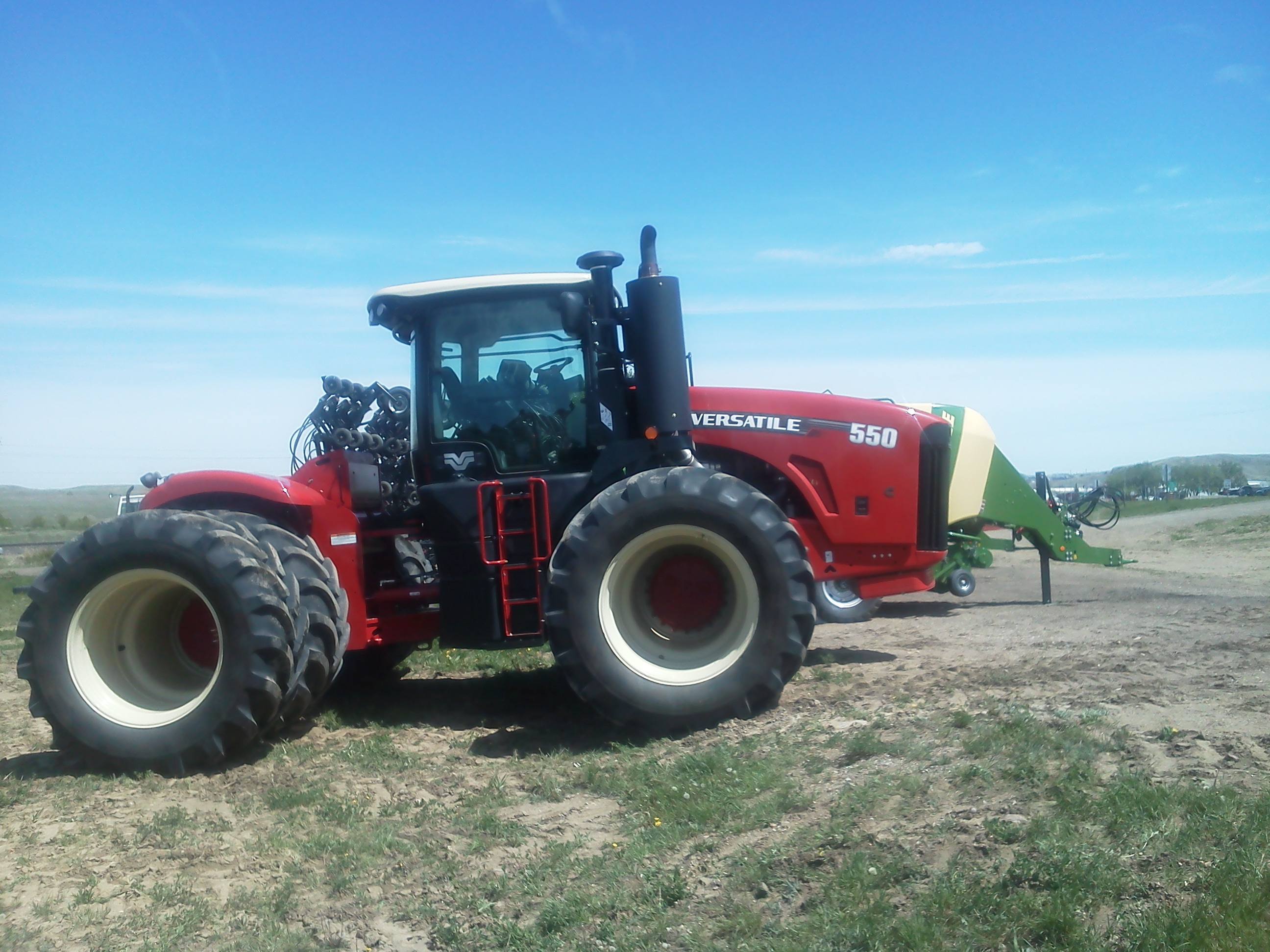 2013 Versatile 550 Tractor 4WD