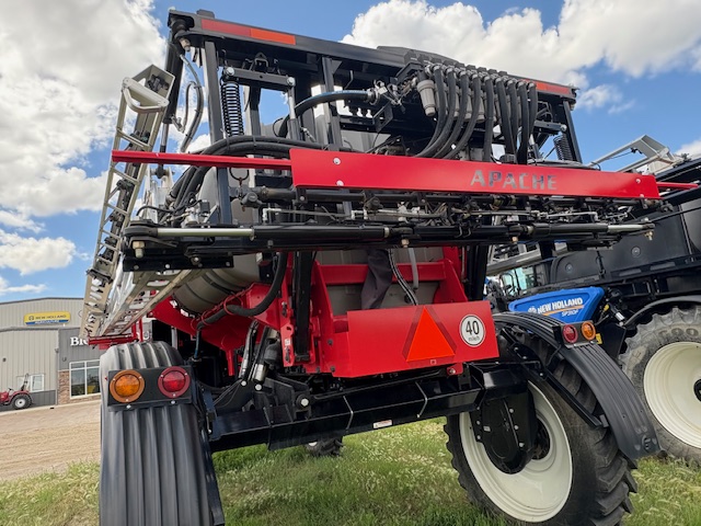 2024 Apache AS1250 Sprayer