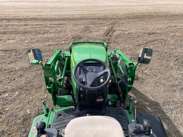 2014 John Deere 1025R Tractor