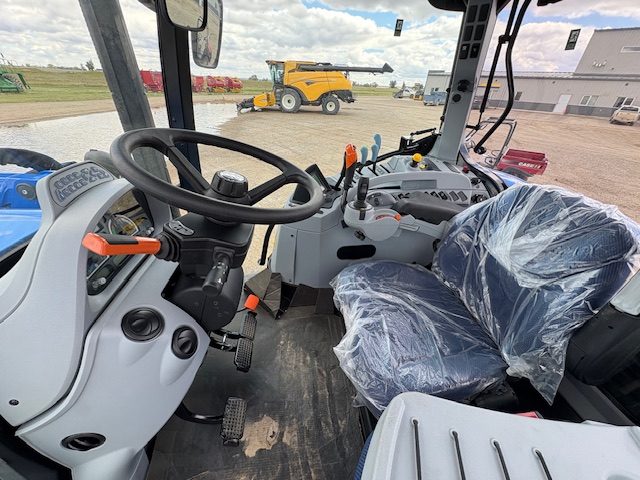 2025 New Holland T6.180 EC 6CYL STG5 Tractor