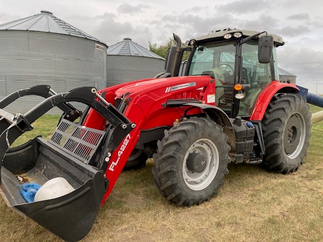 2020 Massey Ferguson 7718S Tractor