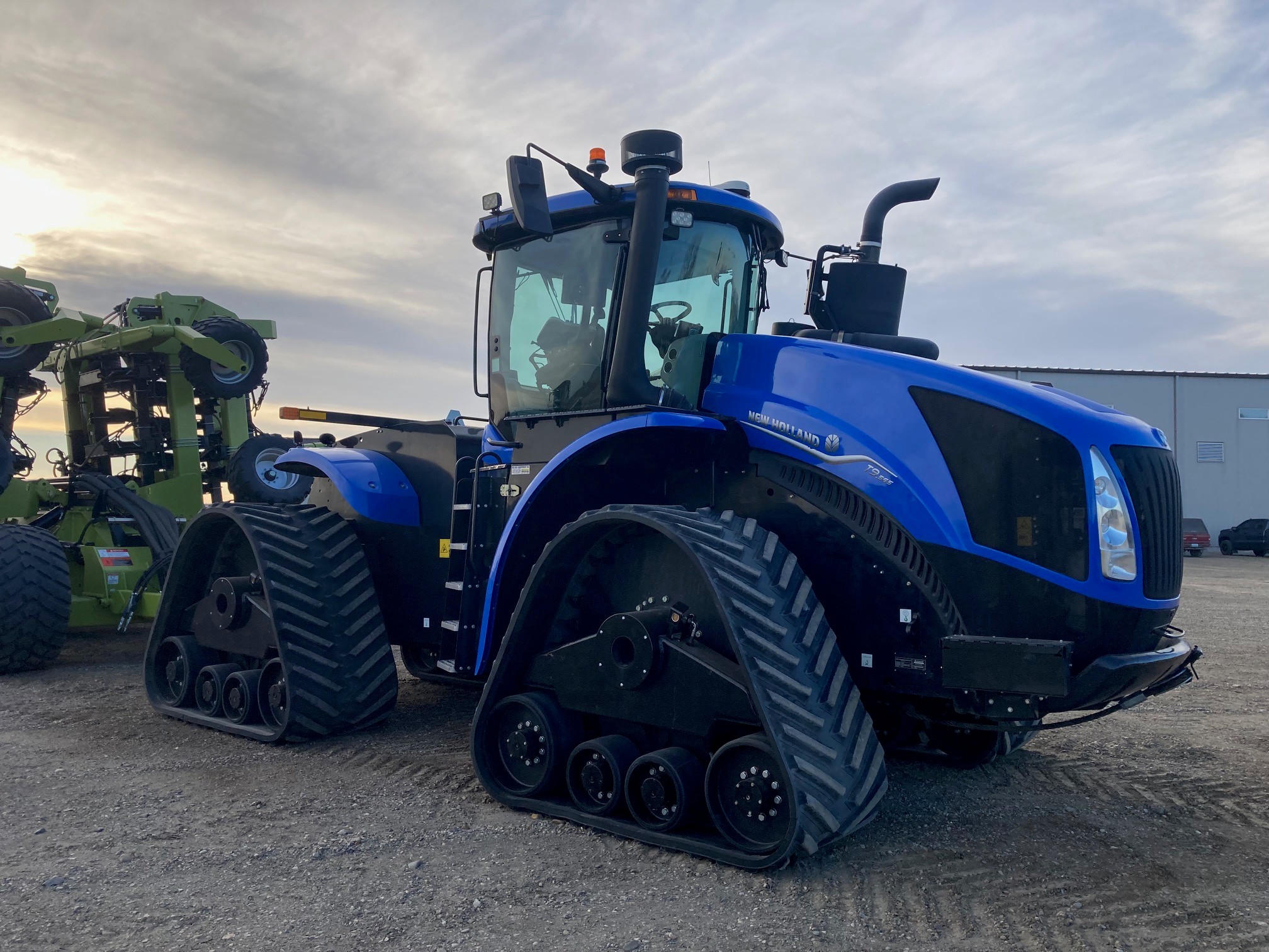 2022 New Holland T9.565 SmartTrax Tractor