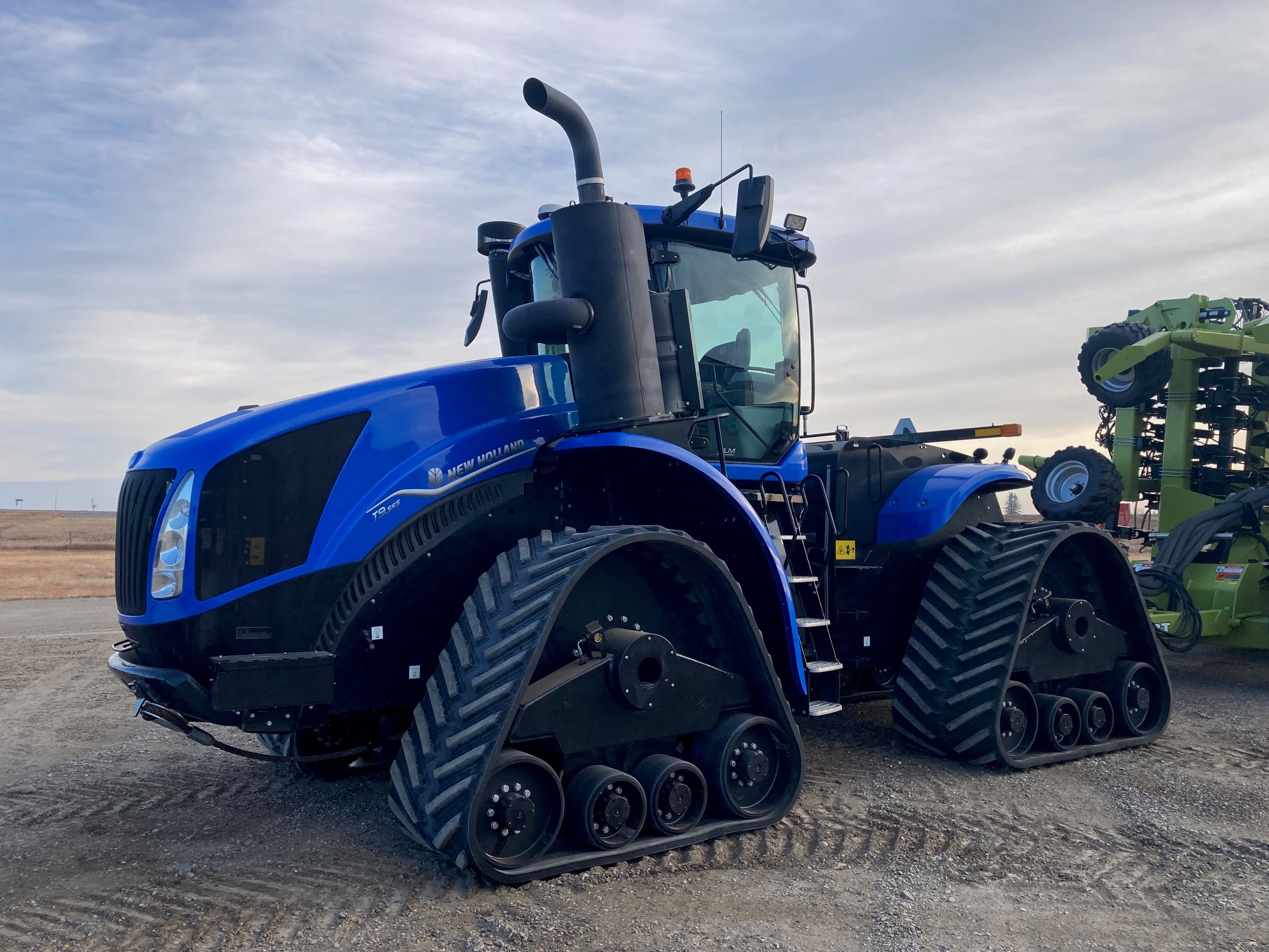 2022 New Holland T9.565 SmartTrax Tractor