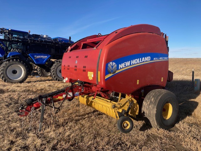 2016 New Holland Rollbelt 560 Baler/Round