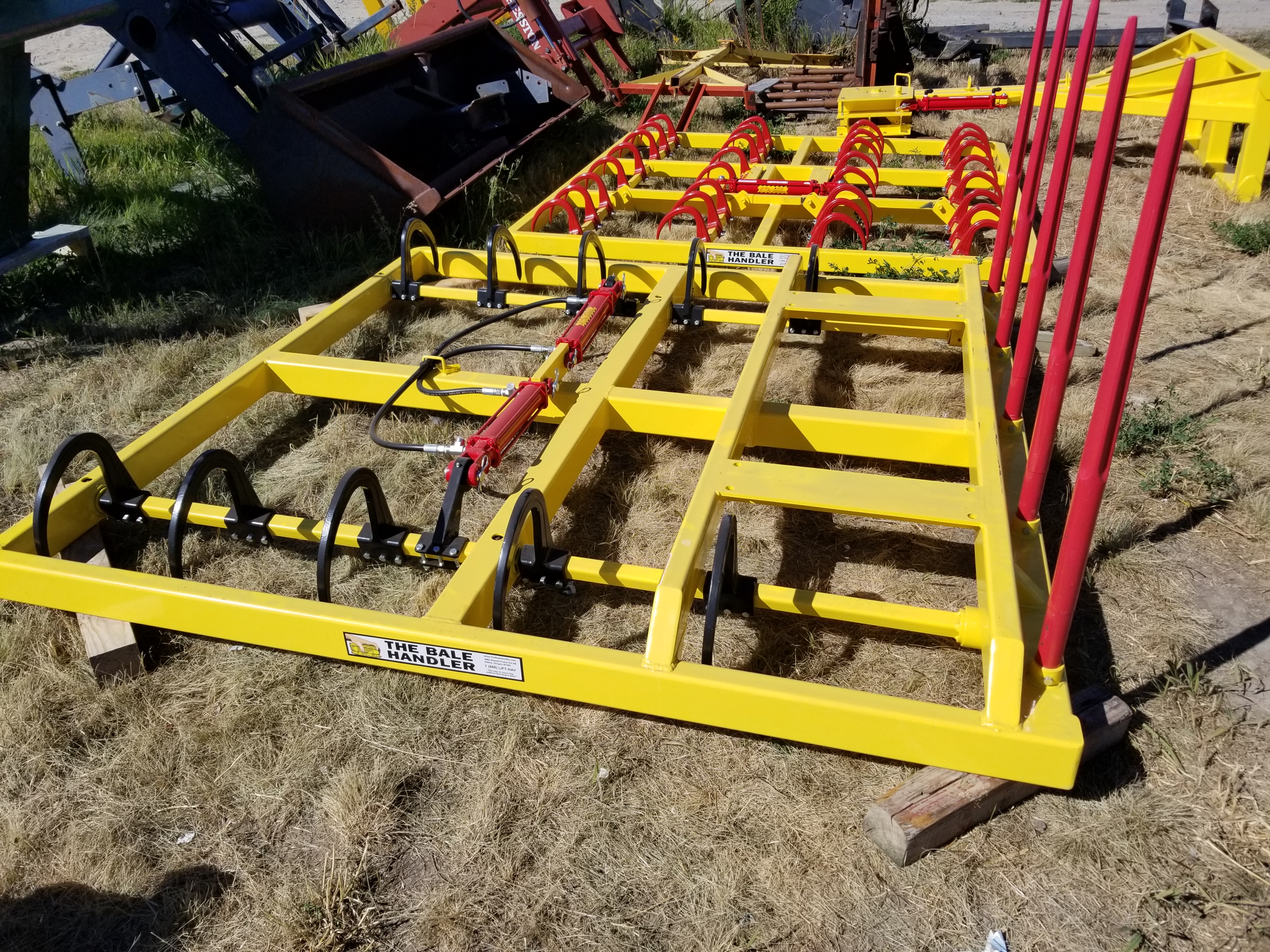 2022 Lewco Bale Heads Bale Grabber