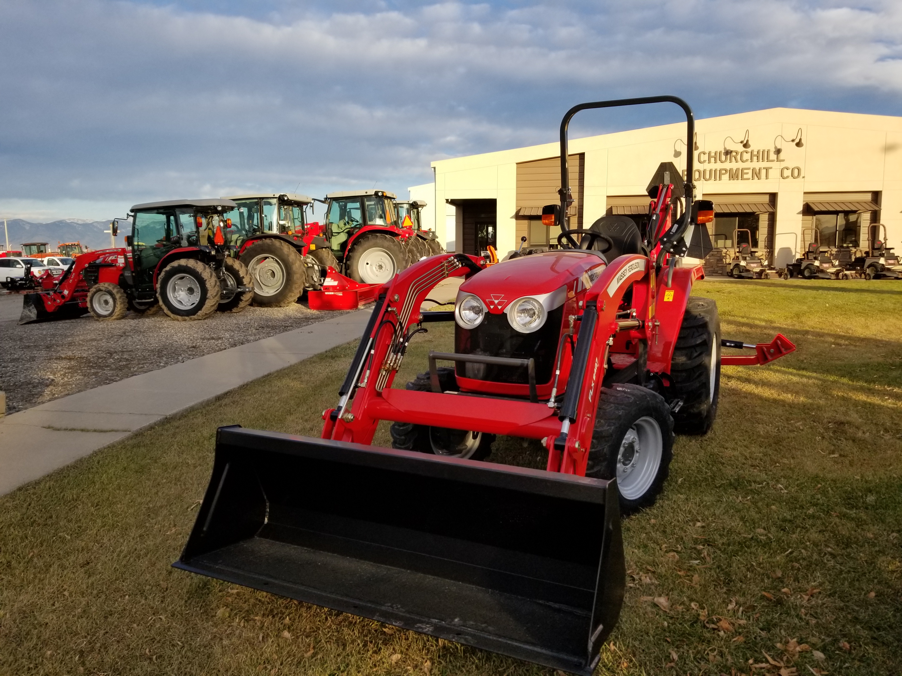 2019 Massey Ferguson 1739E Tractor