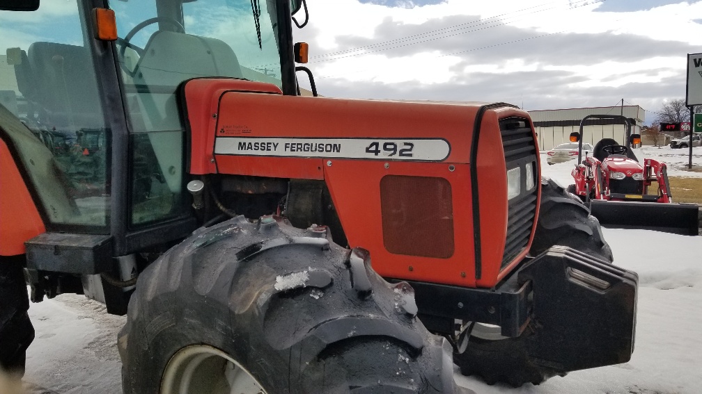 2004 Massey Ferguson 492 Tractor