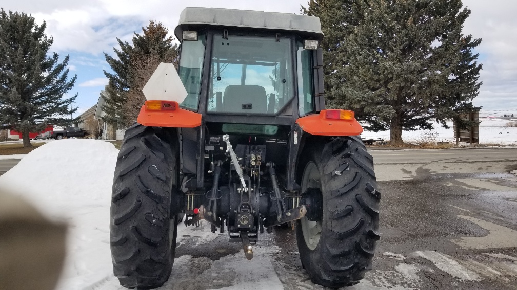 2004 Massey Ferguson 492 Tractor