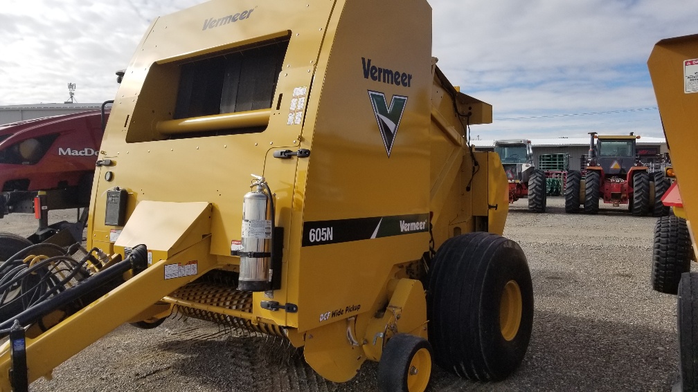 2019 Vermeer 605N Baler/Round