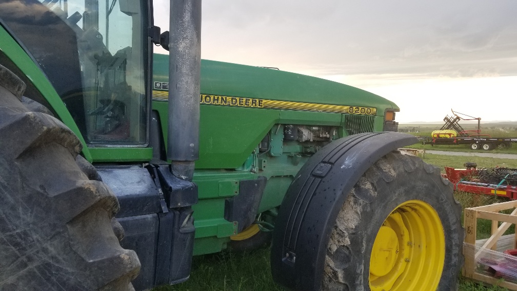 1997 John Deere 8200 Tractor