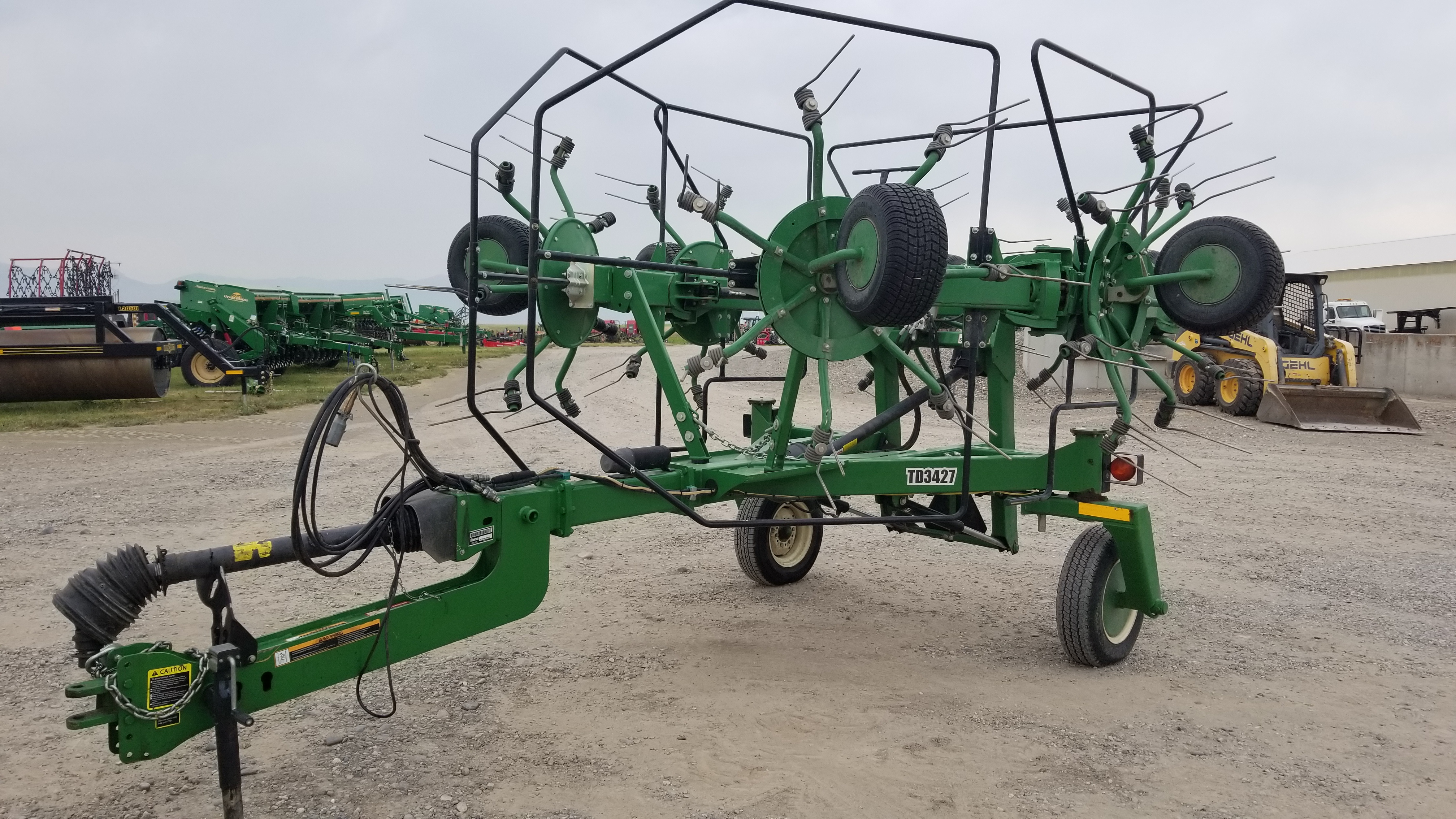 2018 Frontier TD3427 Tedder