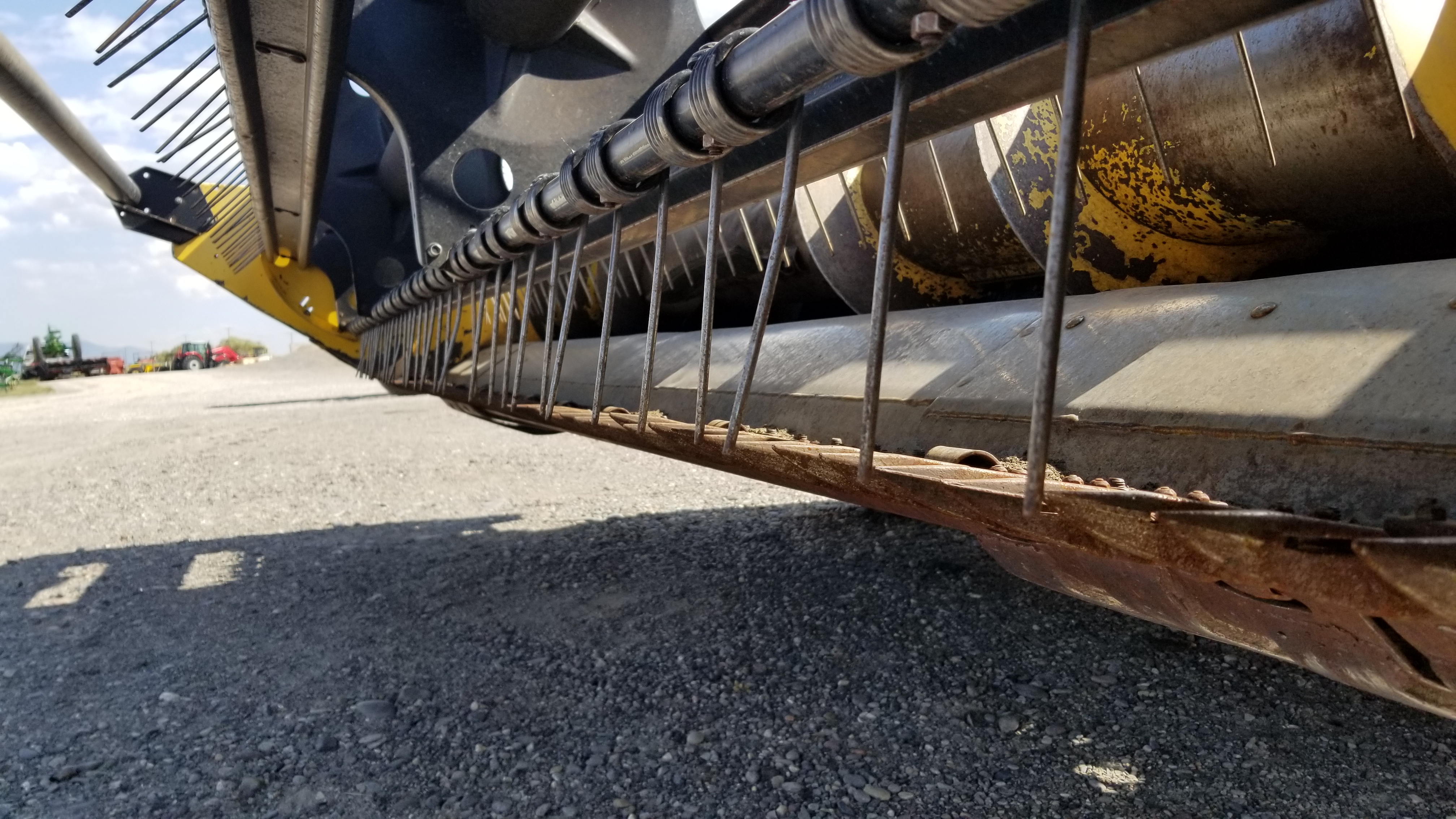 2001 New Holland HW320 Windrower