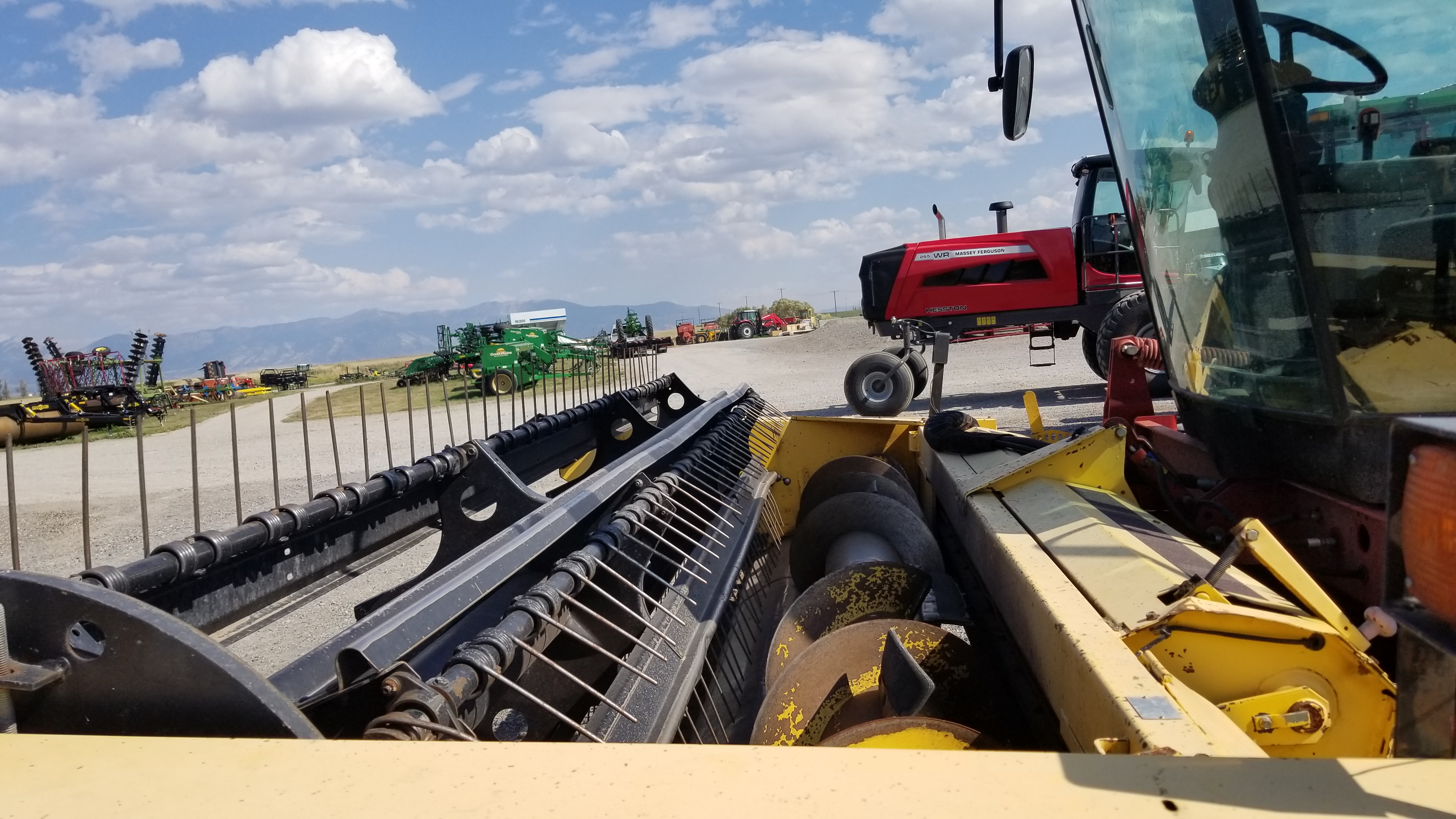 2001 New Holland HW320 Windrower