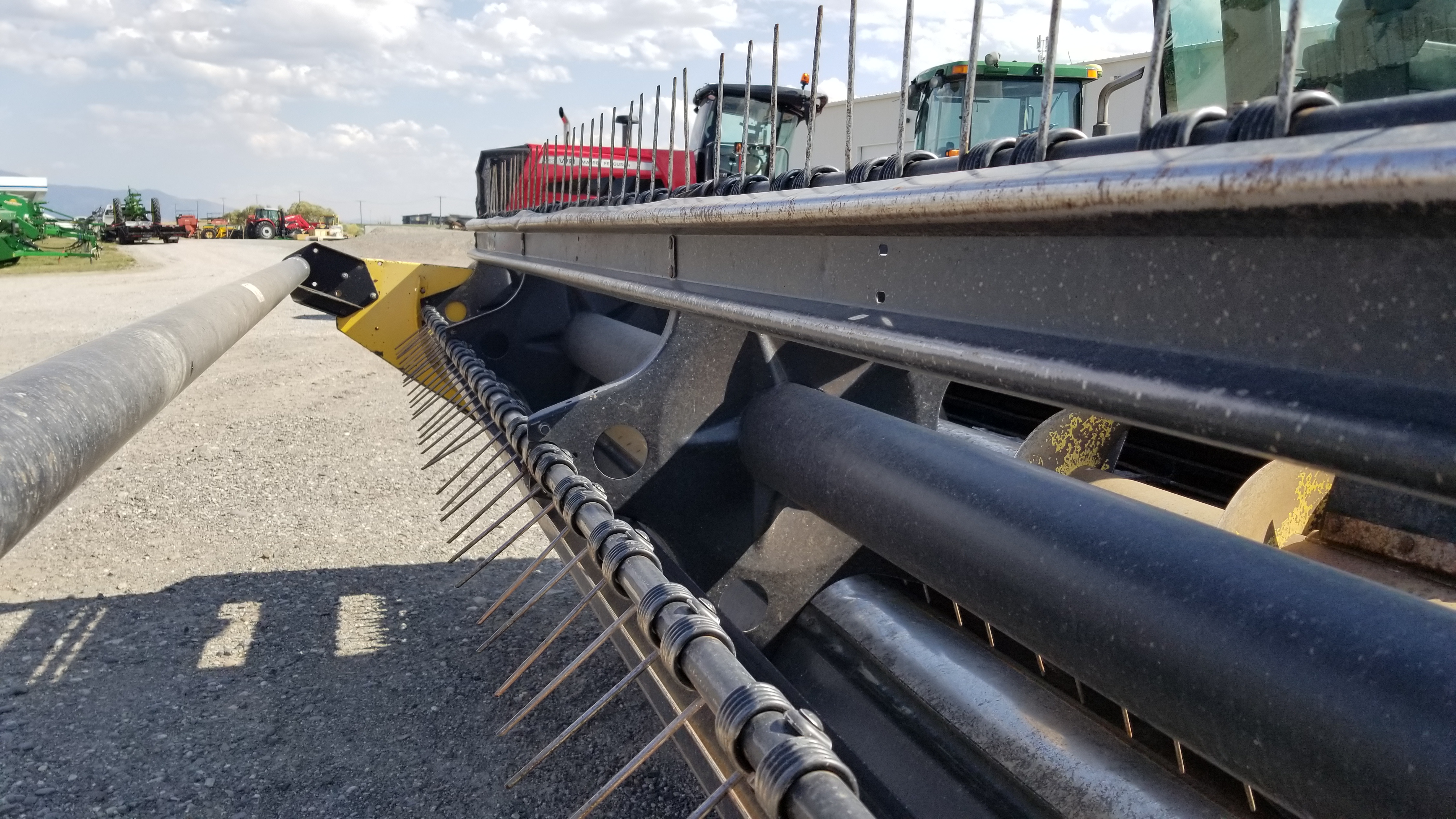 2001 New Holland HW320 Windrower