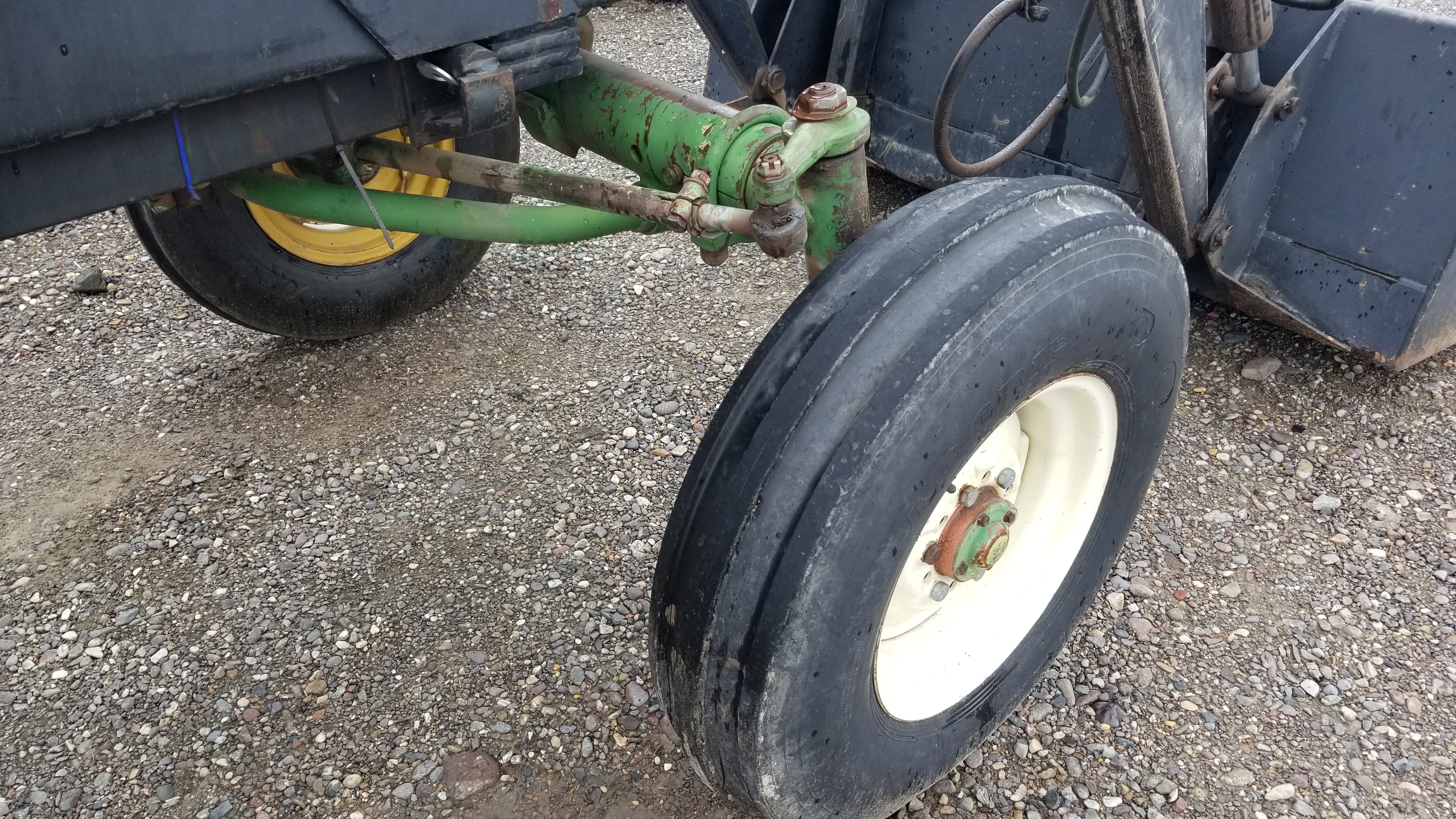 1973 Oliver 1555 Tractor