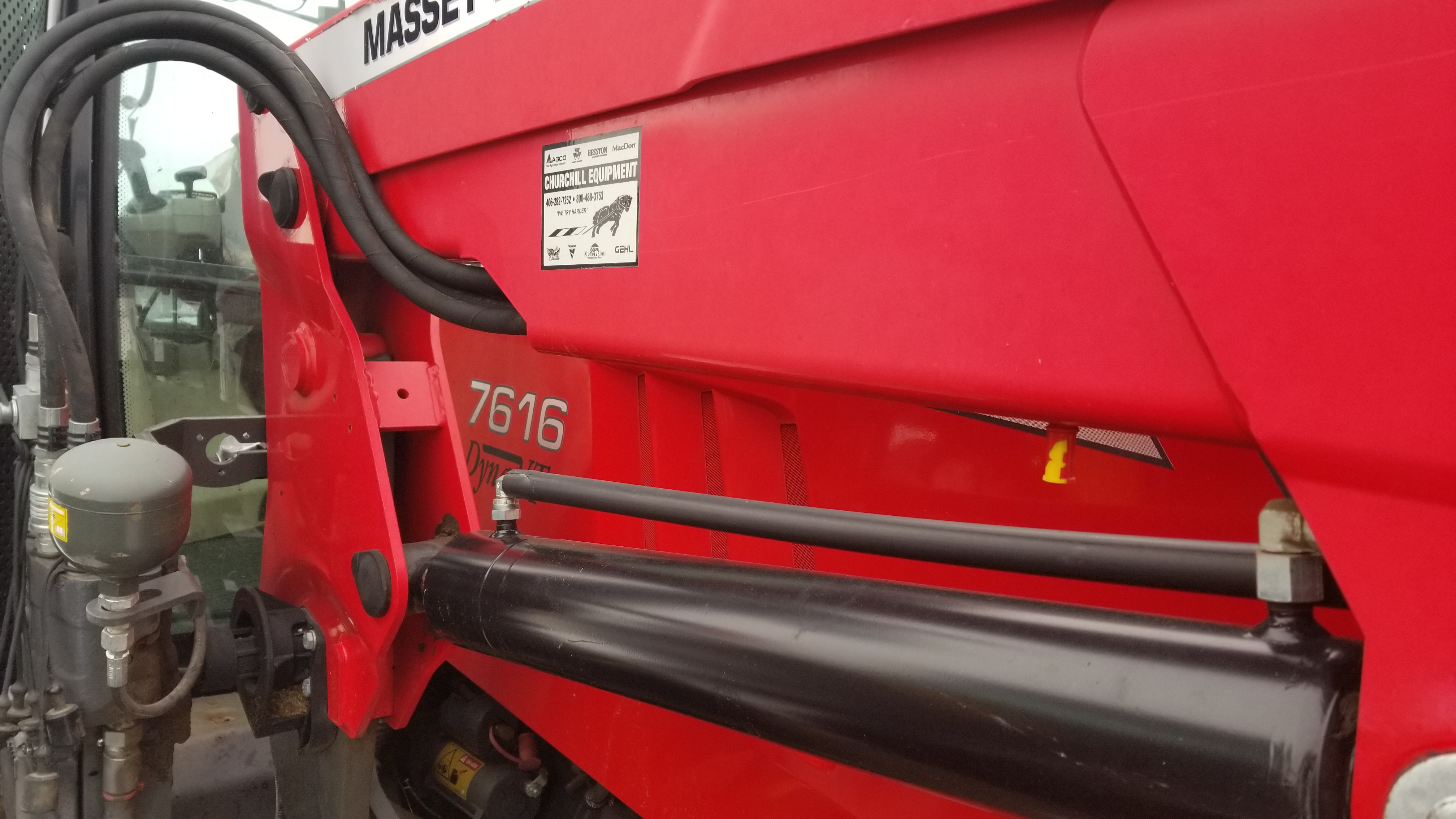 2014 Massey Ferguson 7616 Classic Tractor