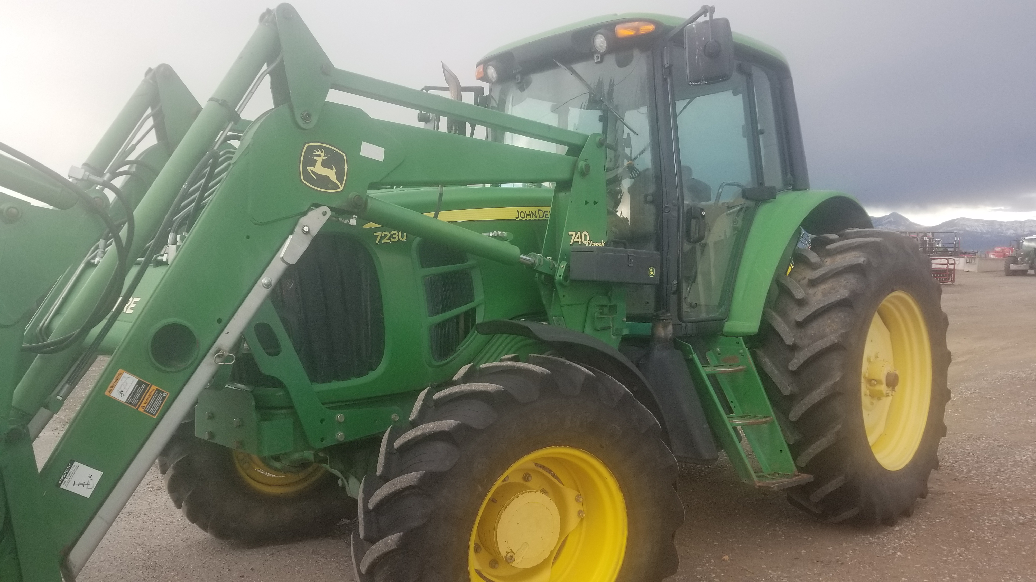 2010 John Deere 7230 Cab Tractor