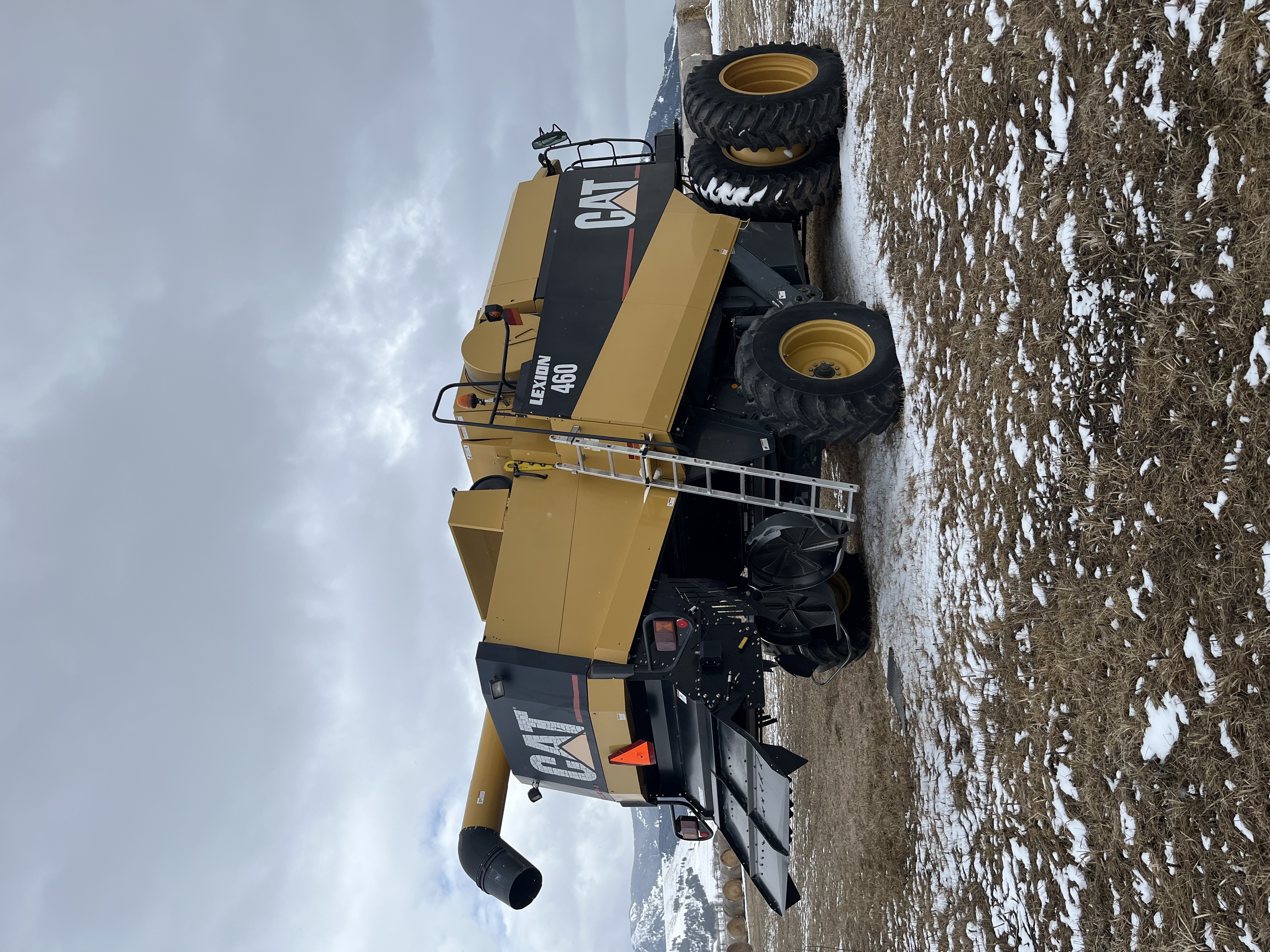 2003 Caterpillar 460 Combine