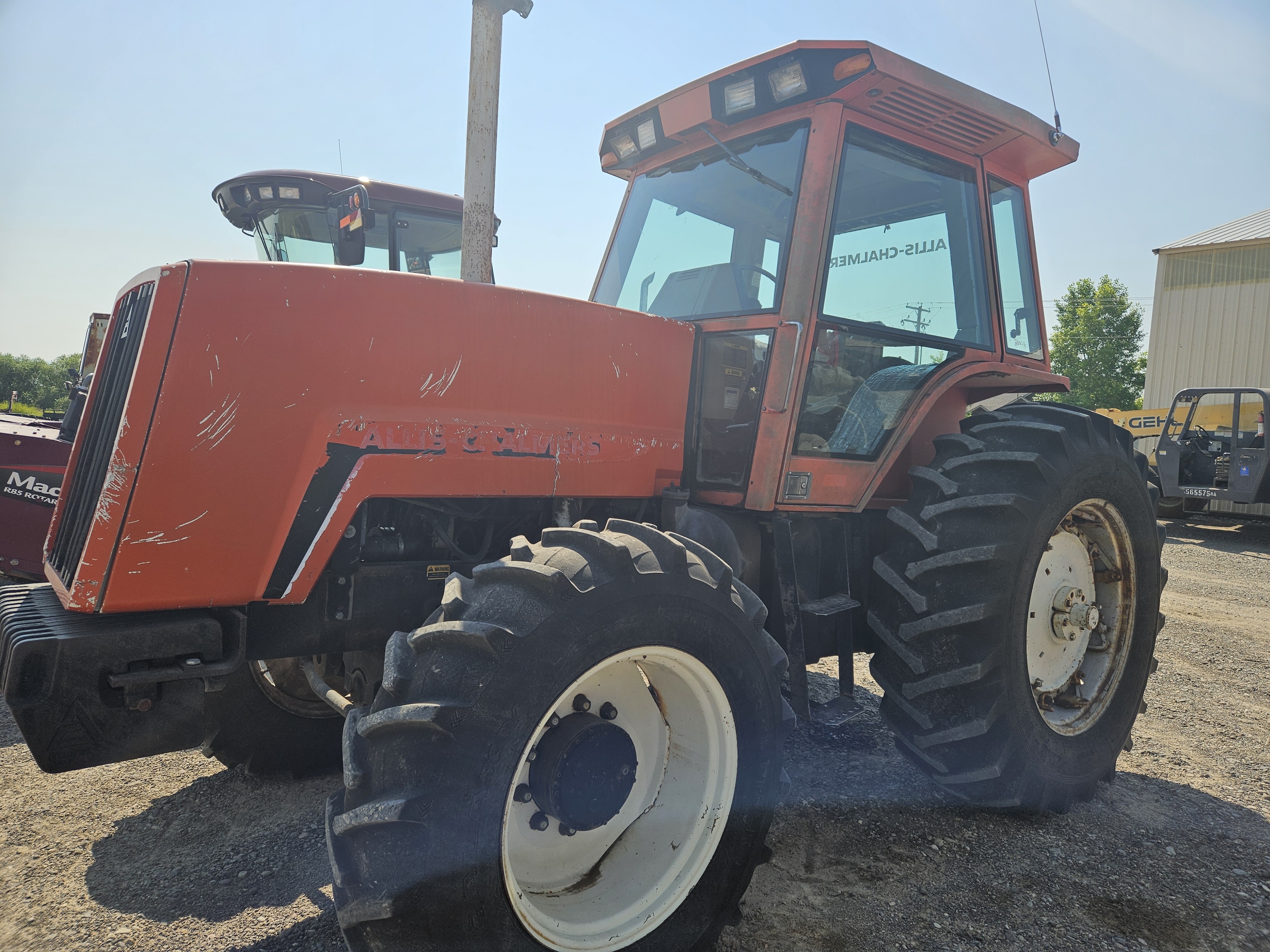 1982 AGCO Allis 8050 Tractor