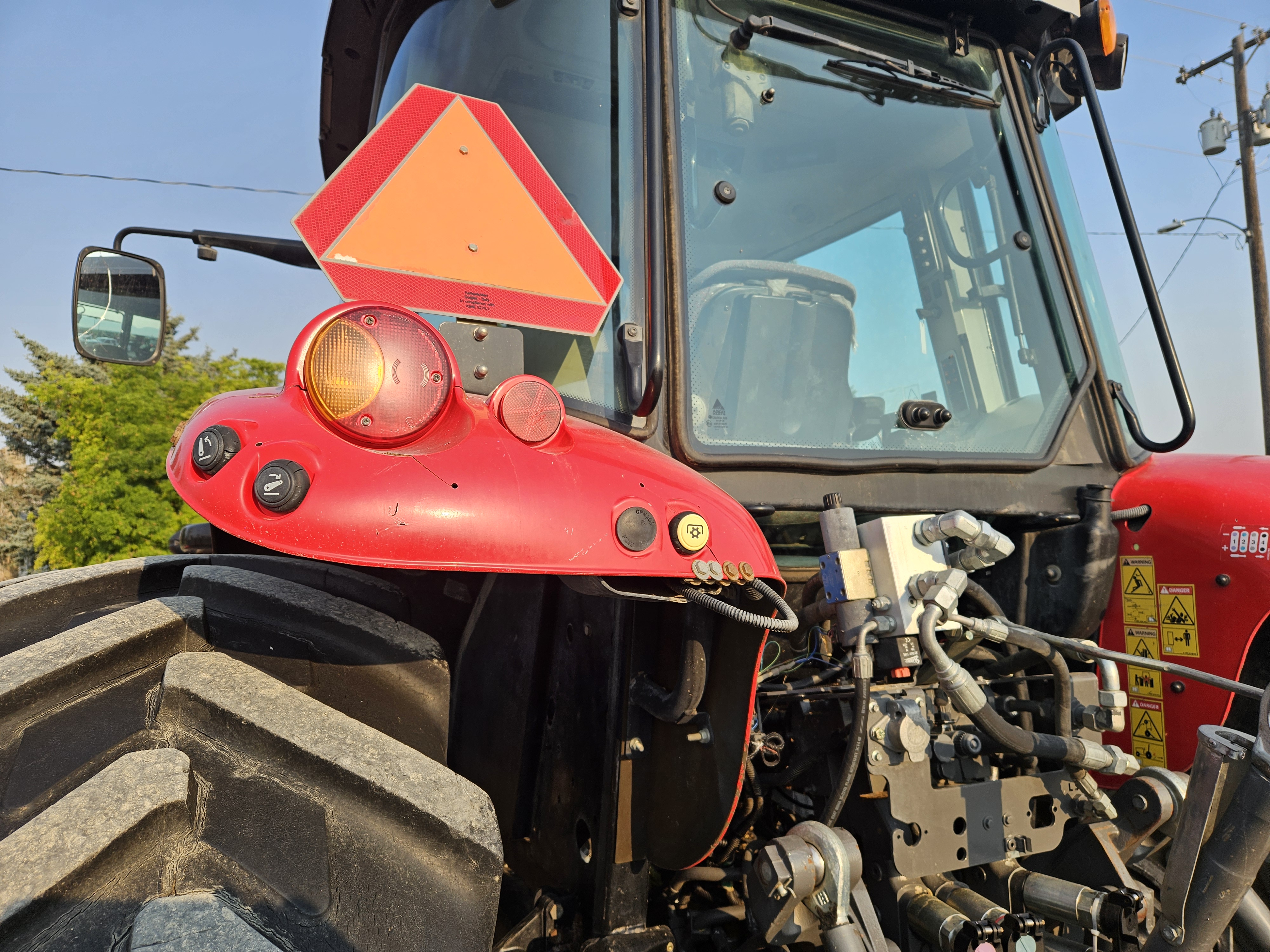 2014 Massey Ferguson 7616 Classic Tractor