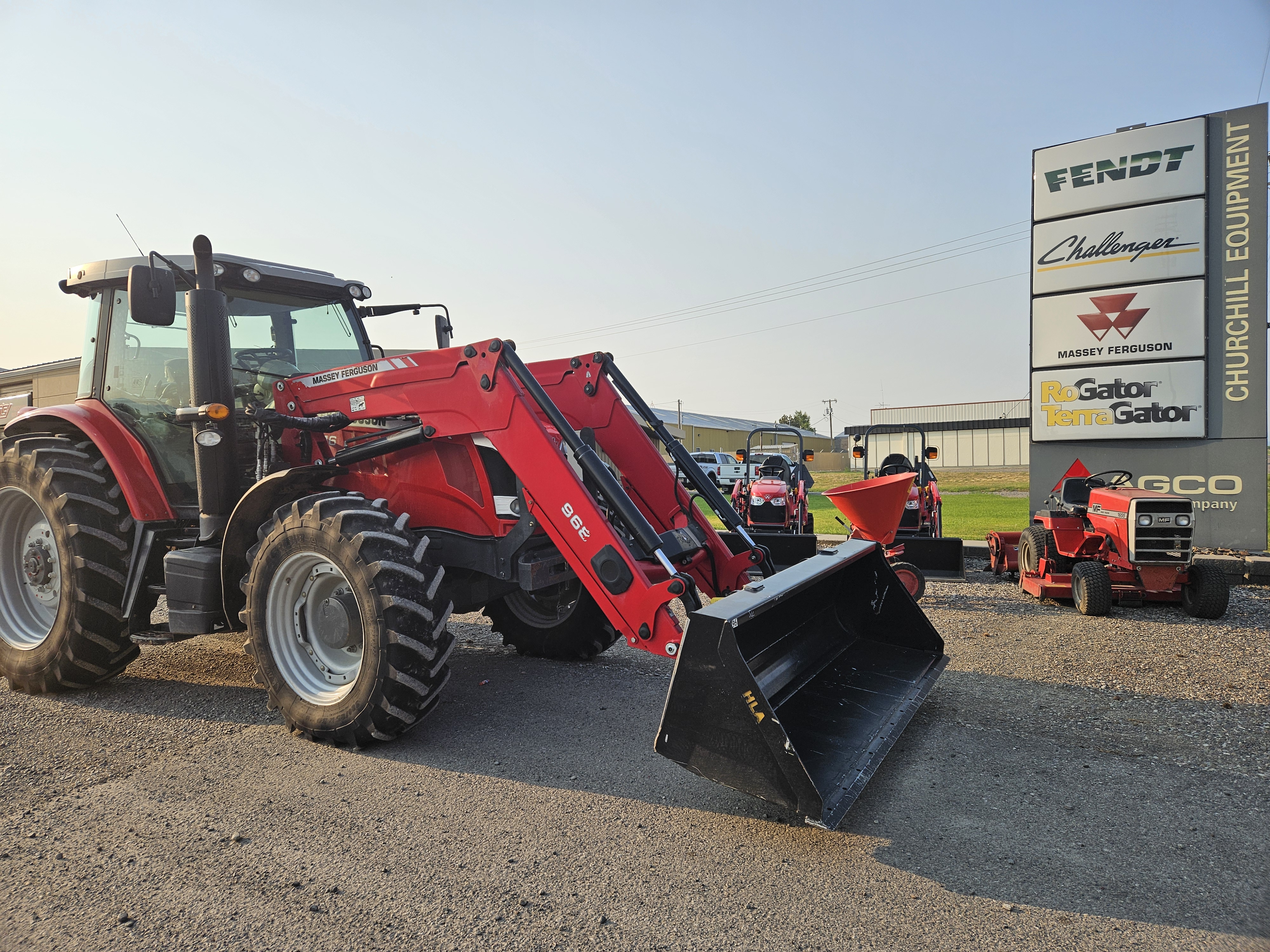 2014 Massey Ferguson 7616 Classic Tractor