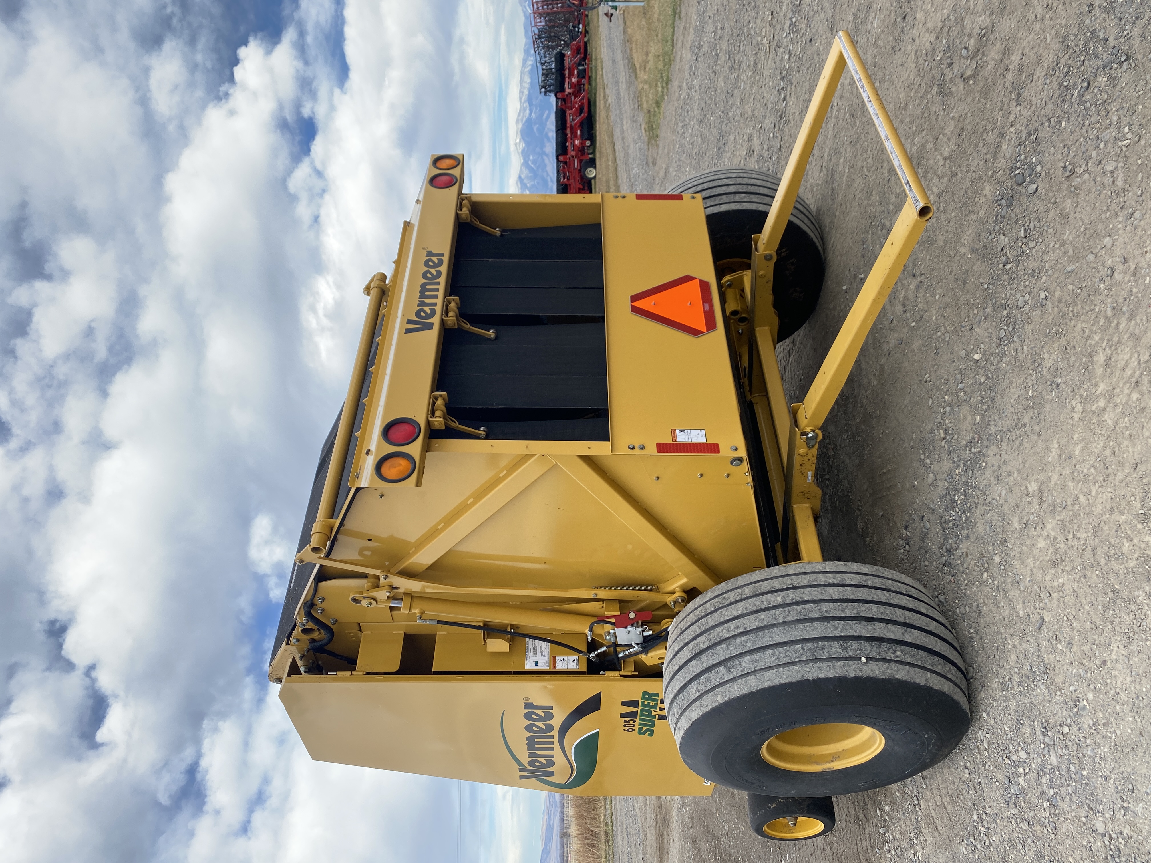 2012 Vermeer 605SM Baler/Round