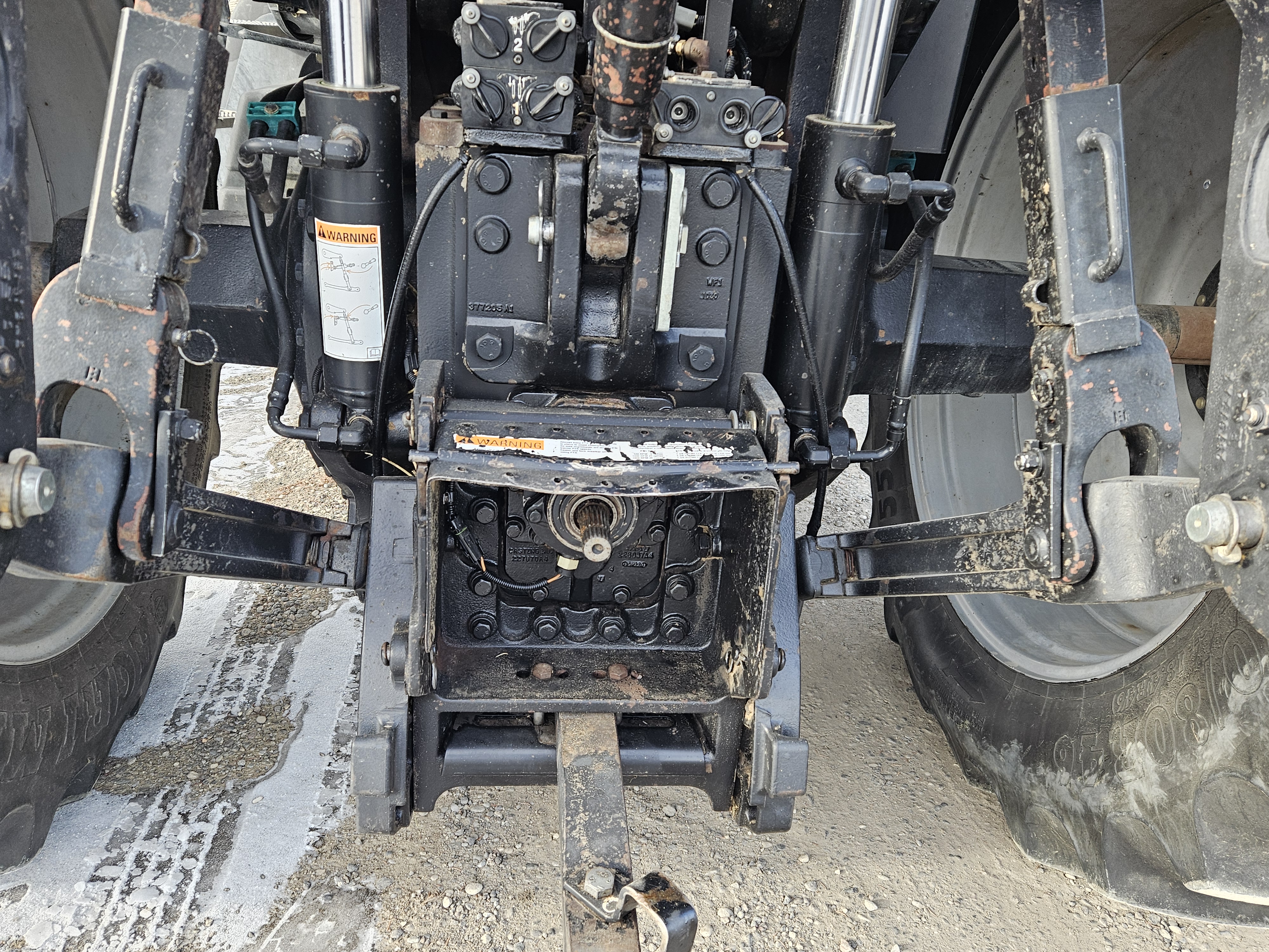 1999 Case IH MX220 Tractor