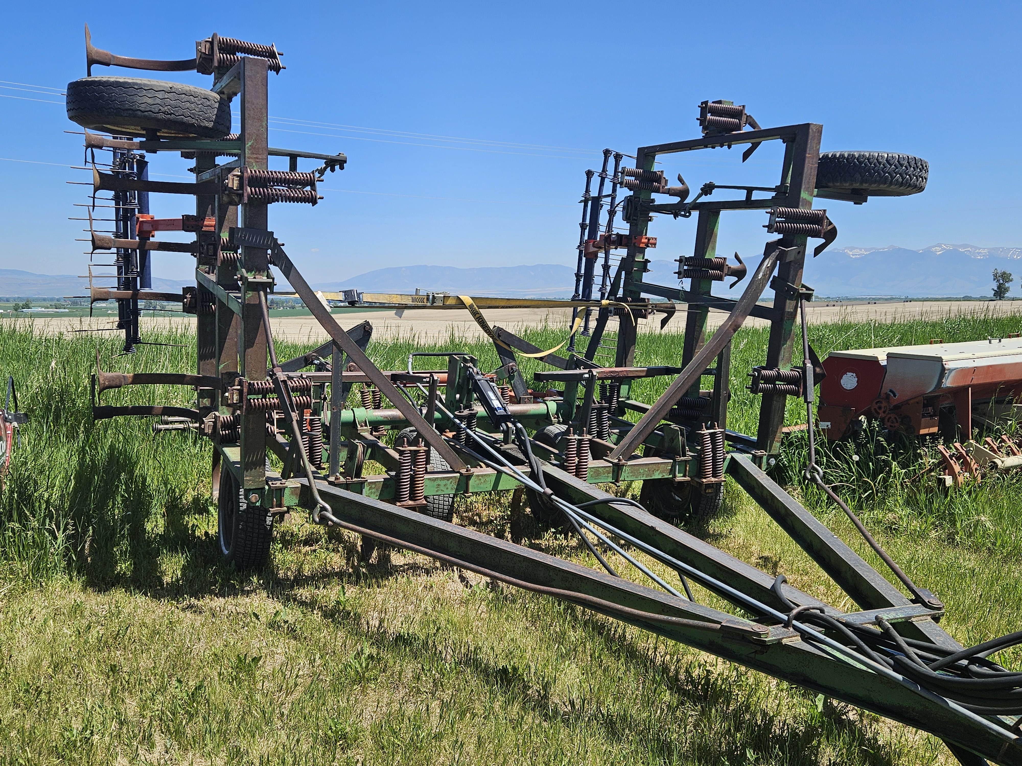 Melroe 501 Chisel Plow