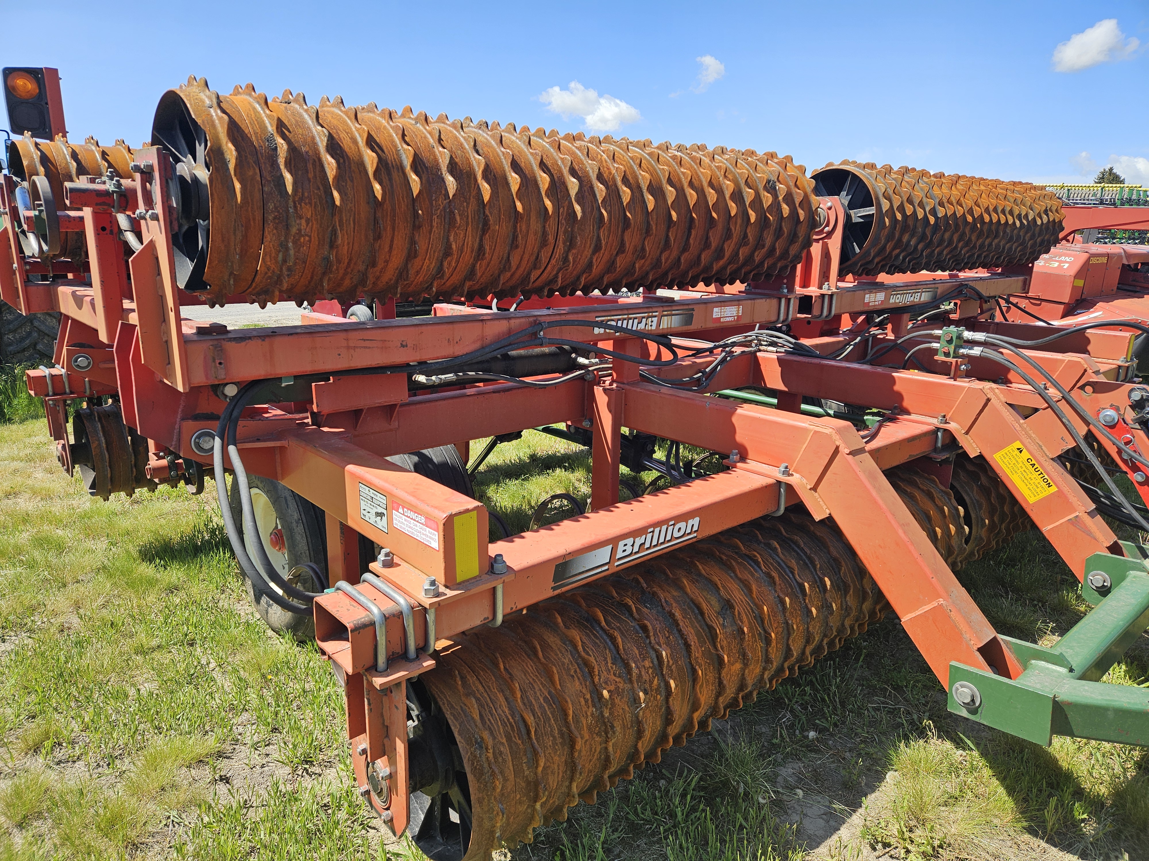 2006 Brillion wls360 CultiPacker