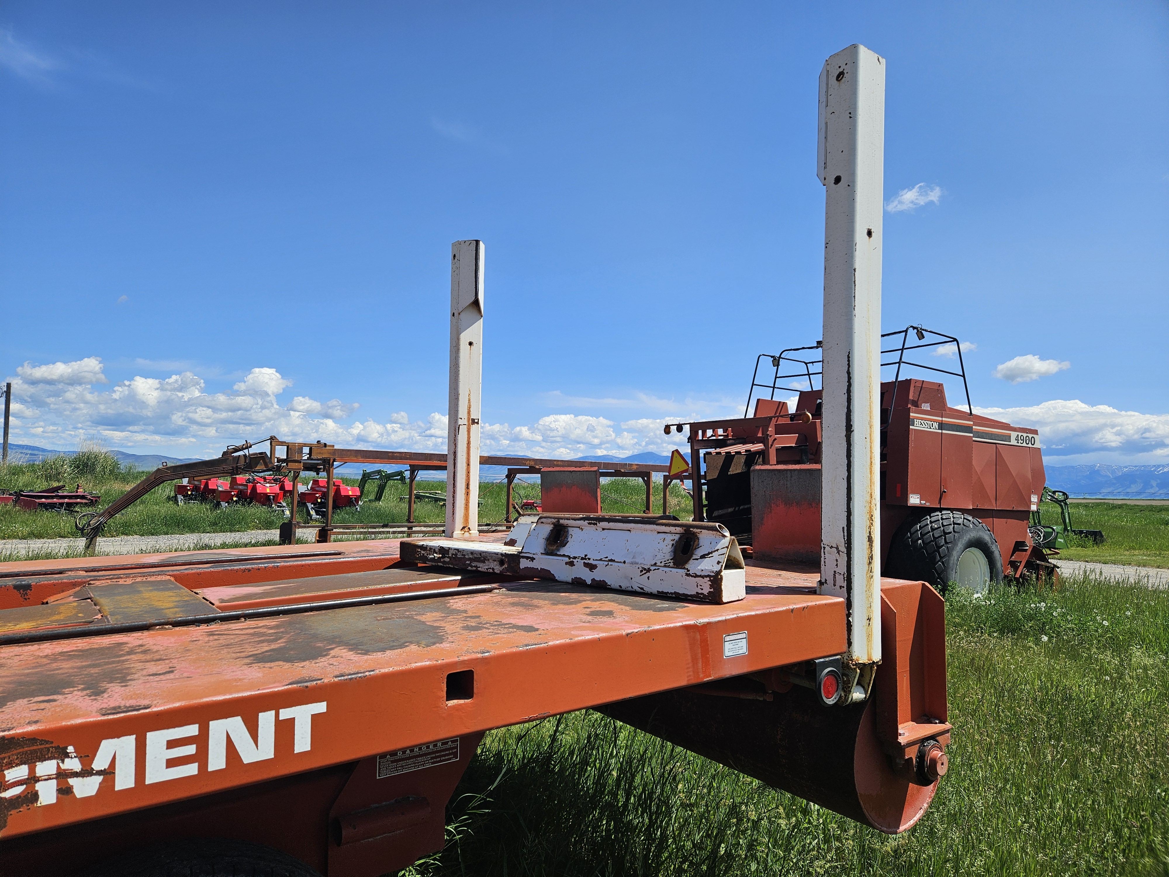 1998 MVE 4010 Bale Accumulator