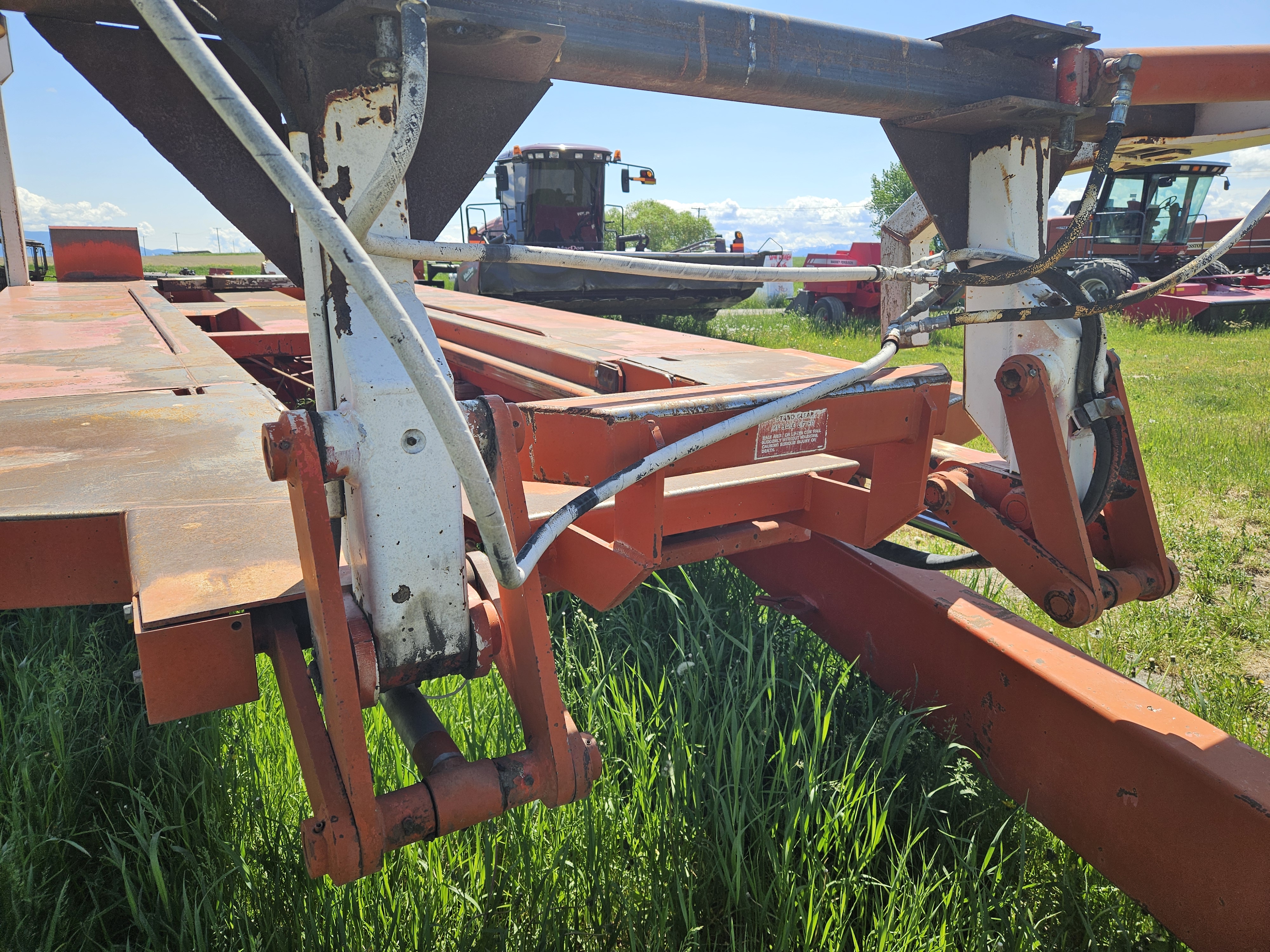 1998 MVE 4010 Bale Accumulator