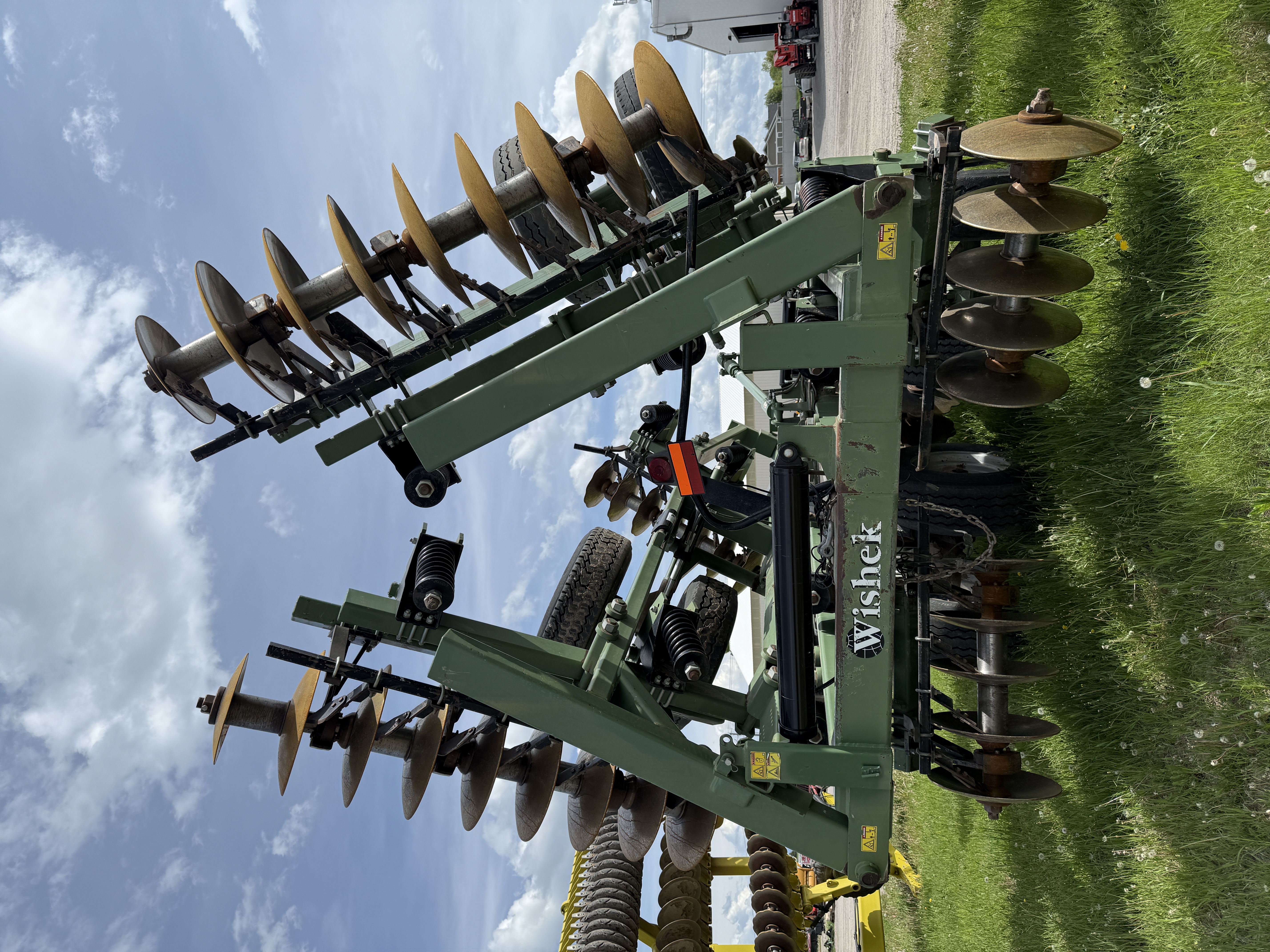 Wishek 842-24 Windrower Disc Header