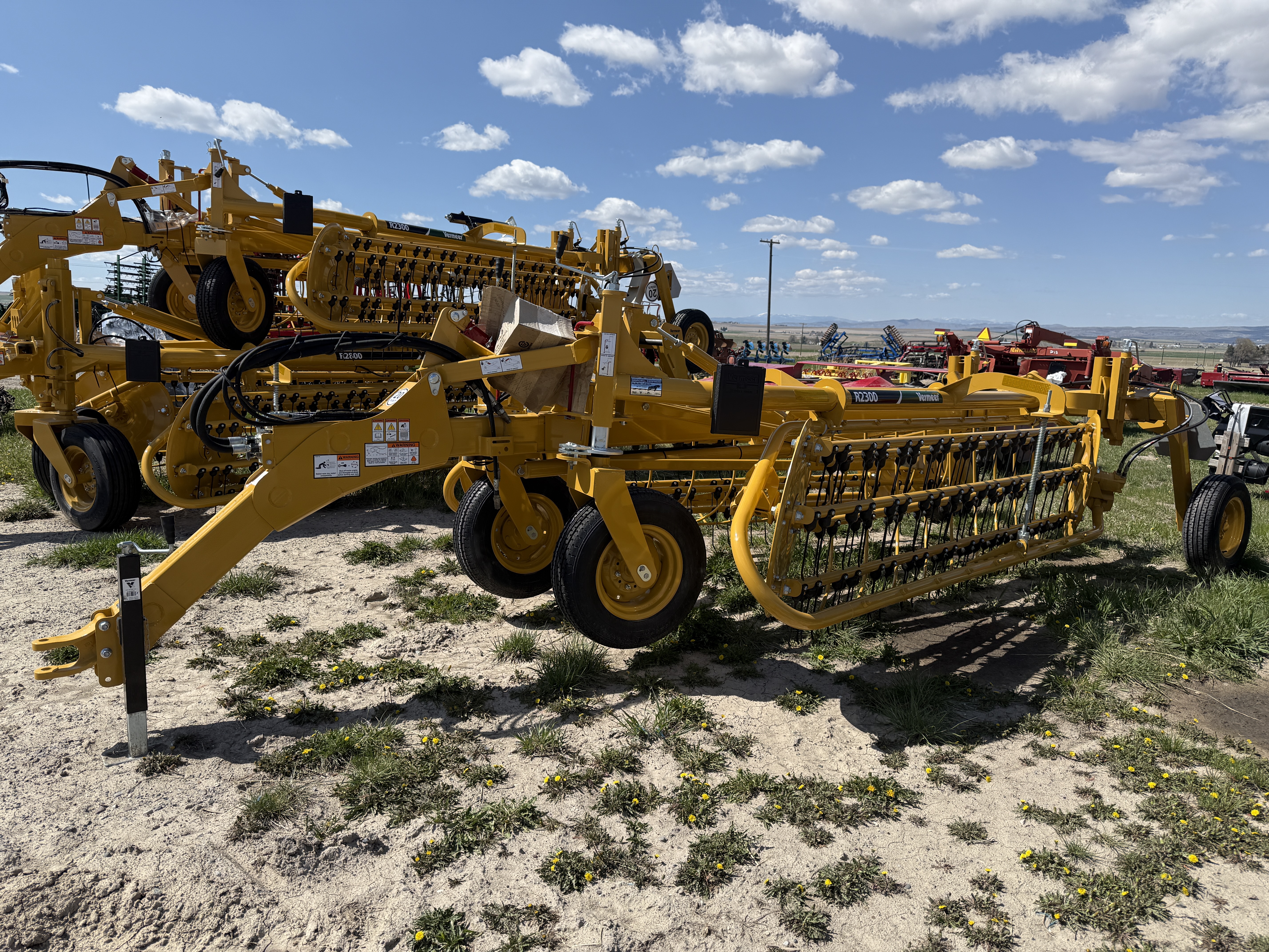 2025 Vermeer R2300 Rake