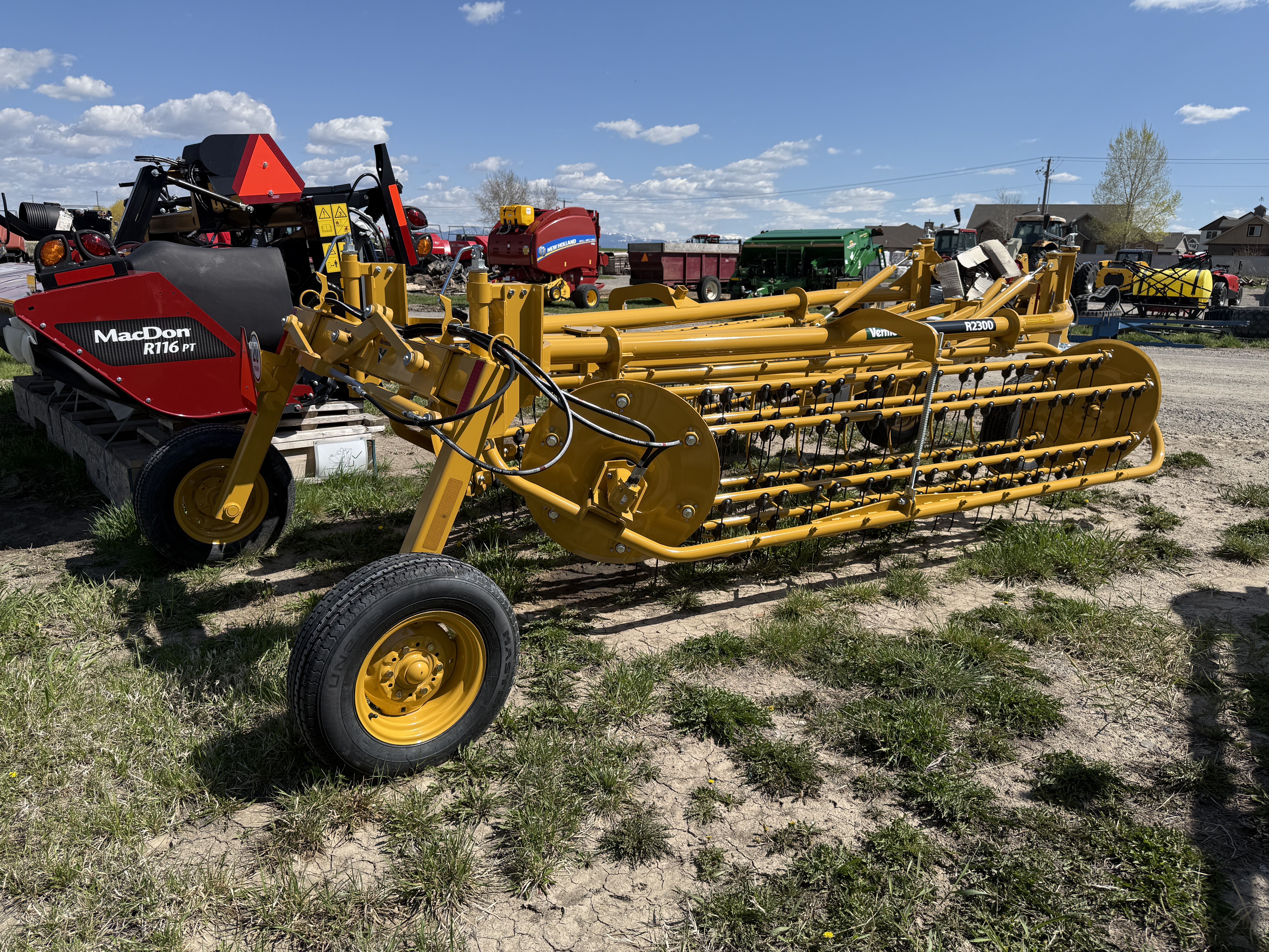 2025 Vermeer R2300 Rake