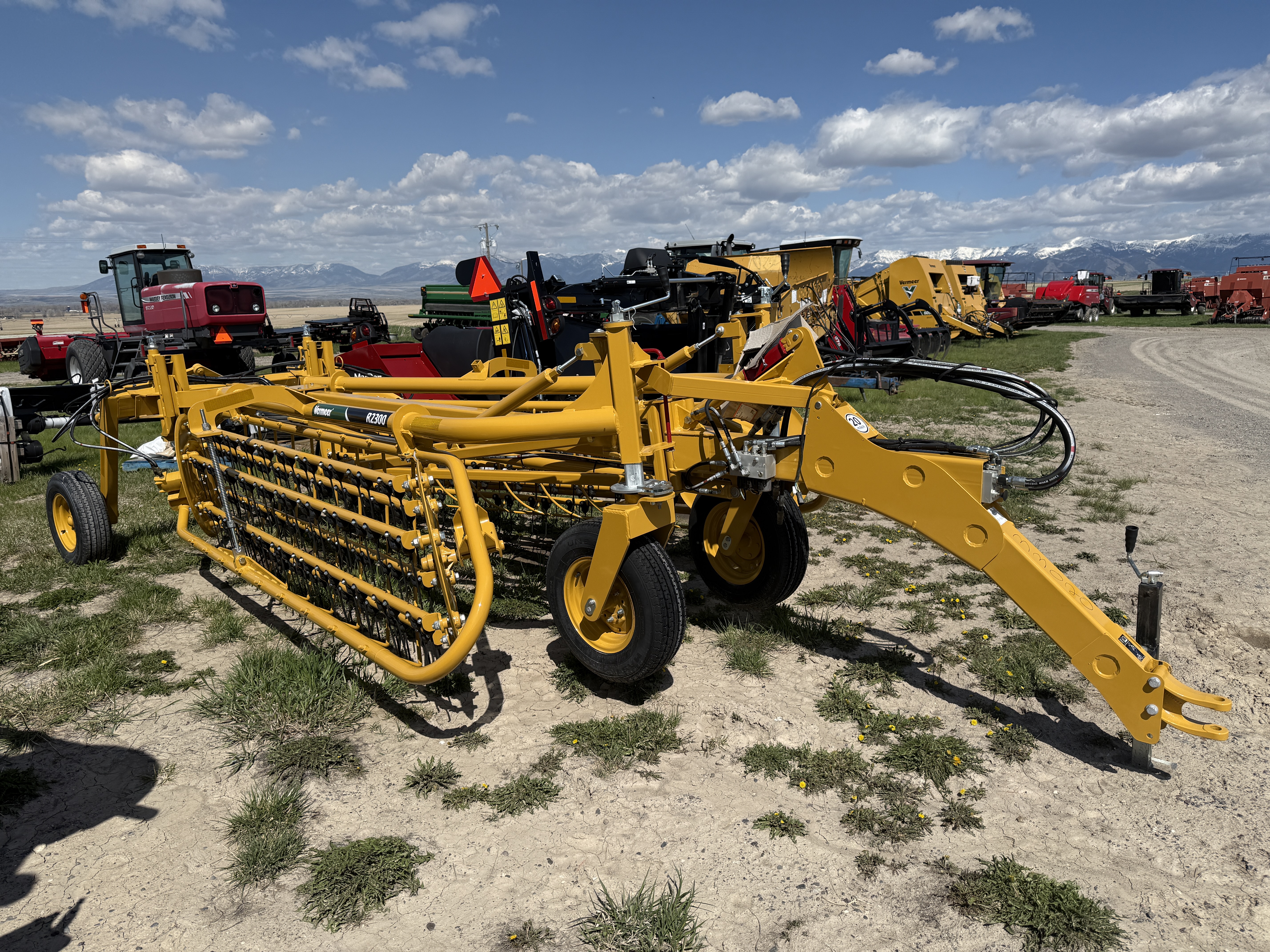 2025 Vermeer R2300 Rake