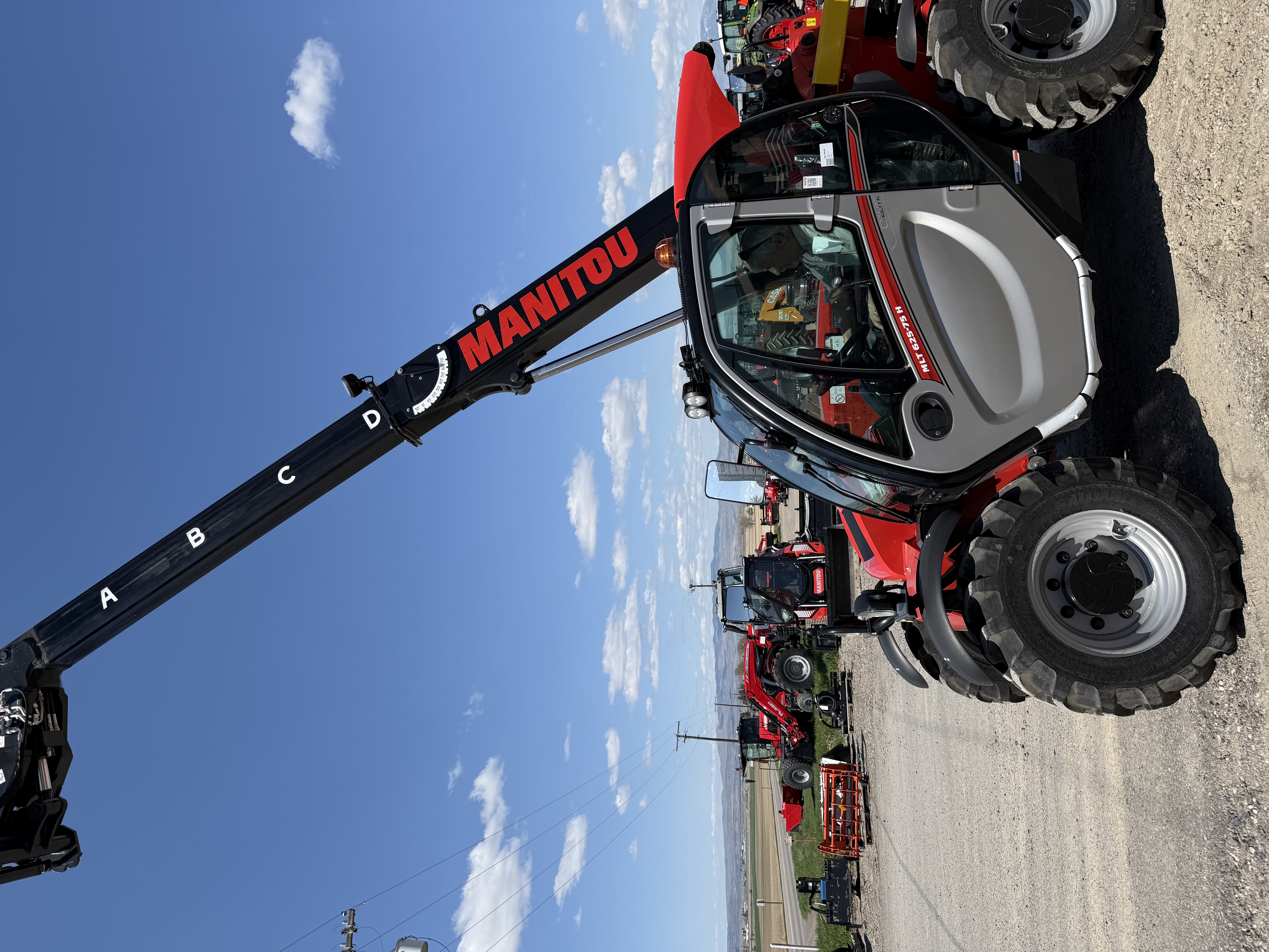 2025 Manitou MLT625-75H TeleHandler