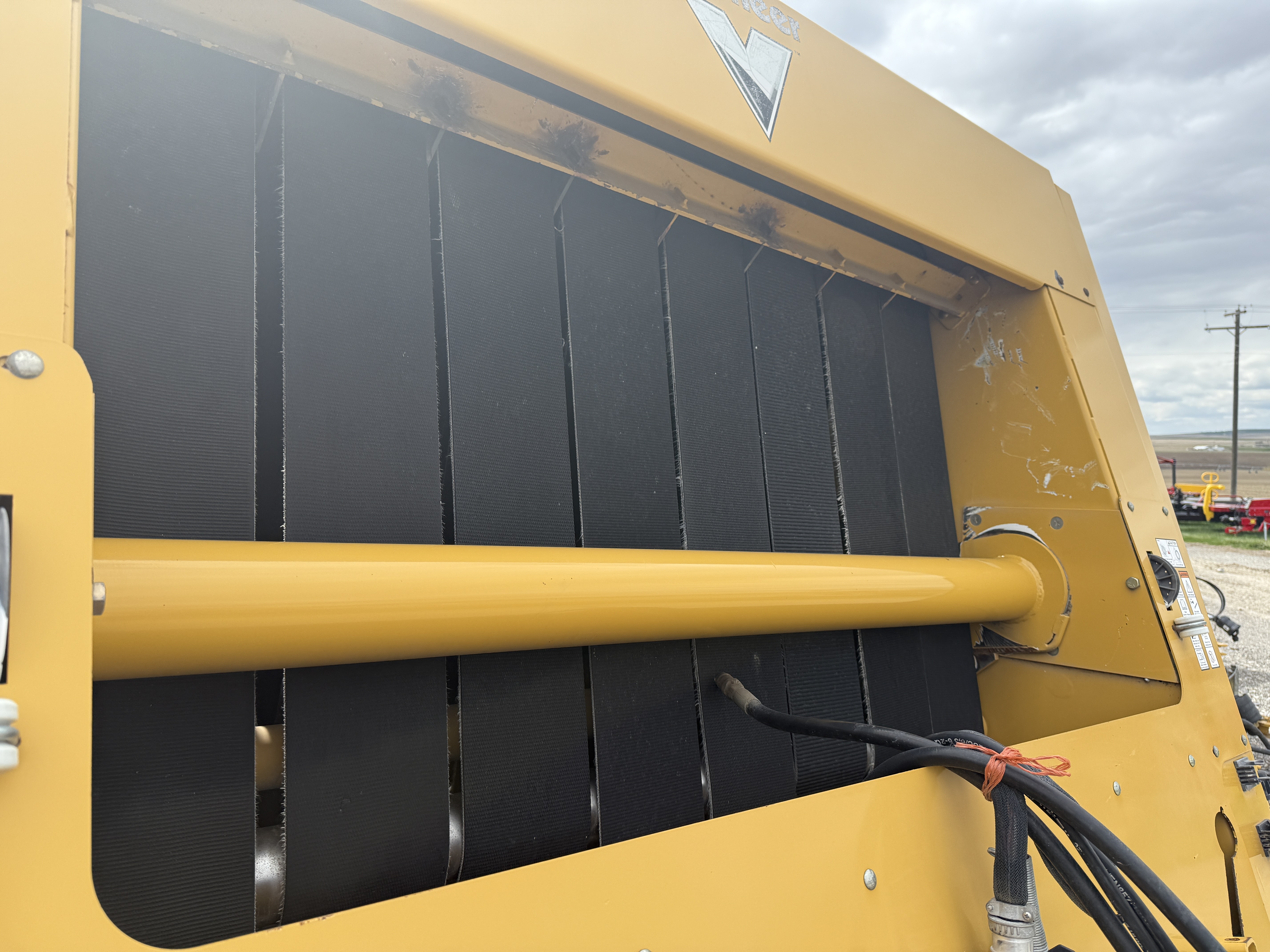 2011 Vermeer 605SM Baler/Round