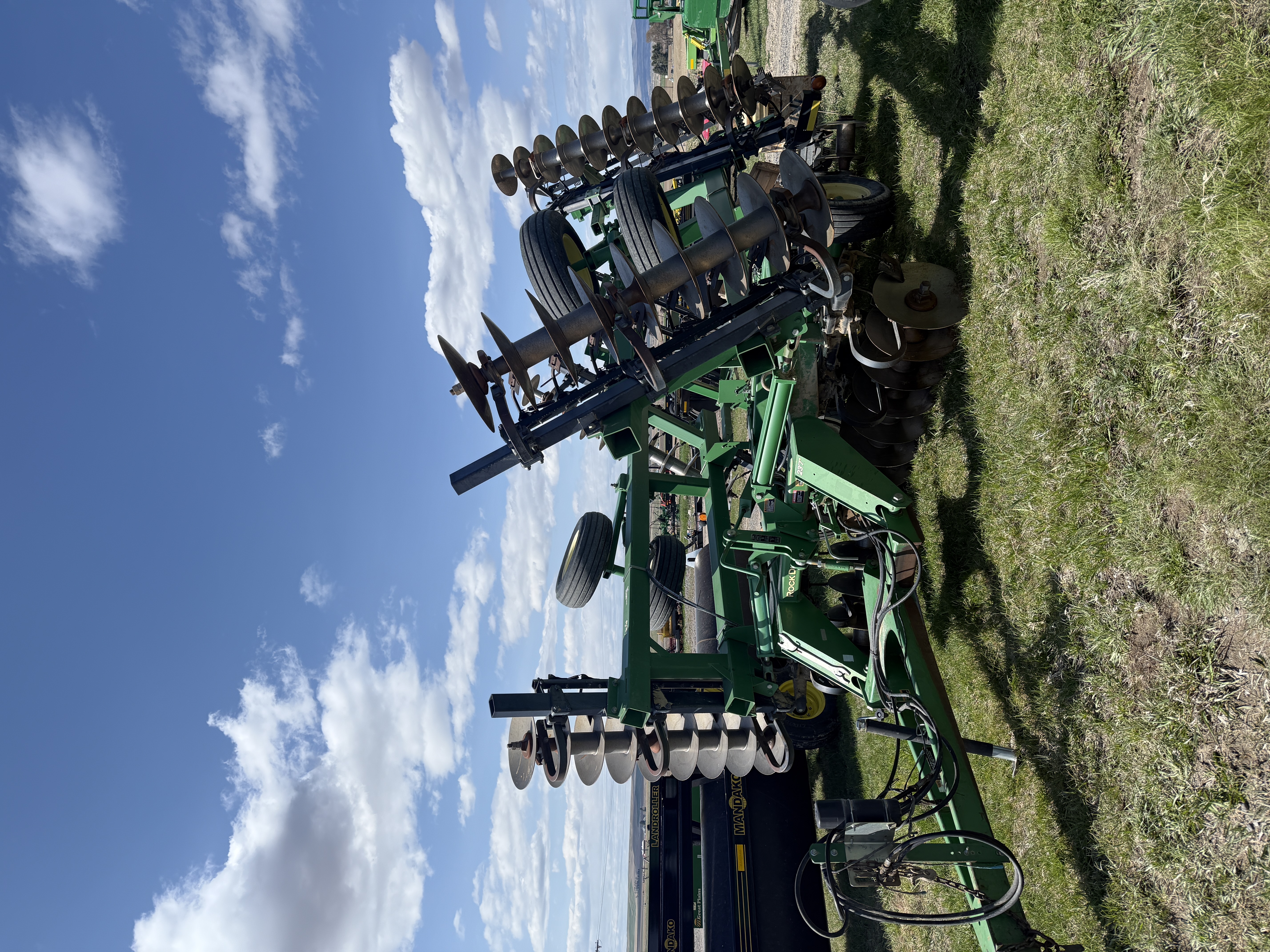 2002 John Deere 637 Disk