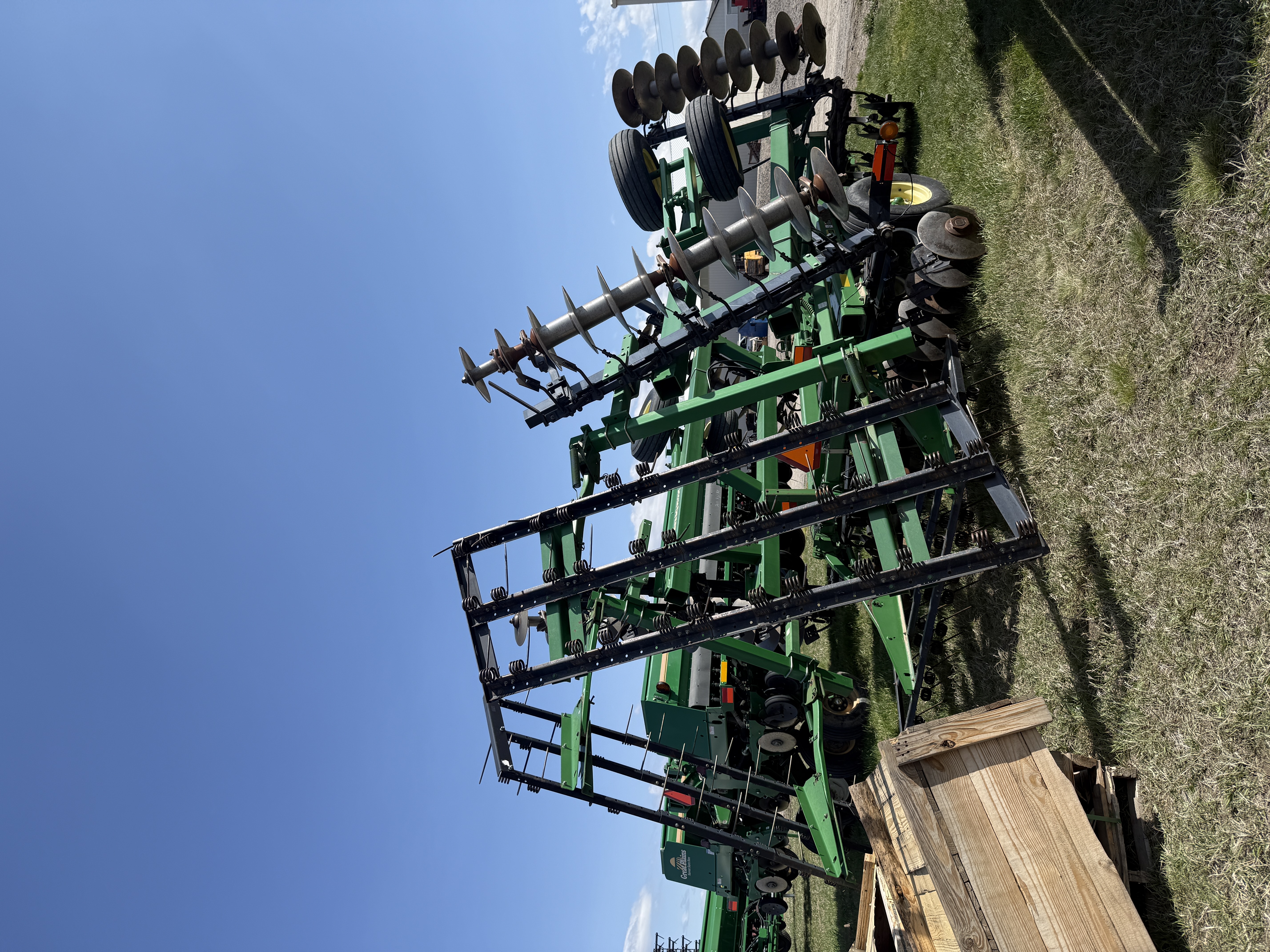 2002 John Deere 637 Disk