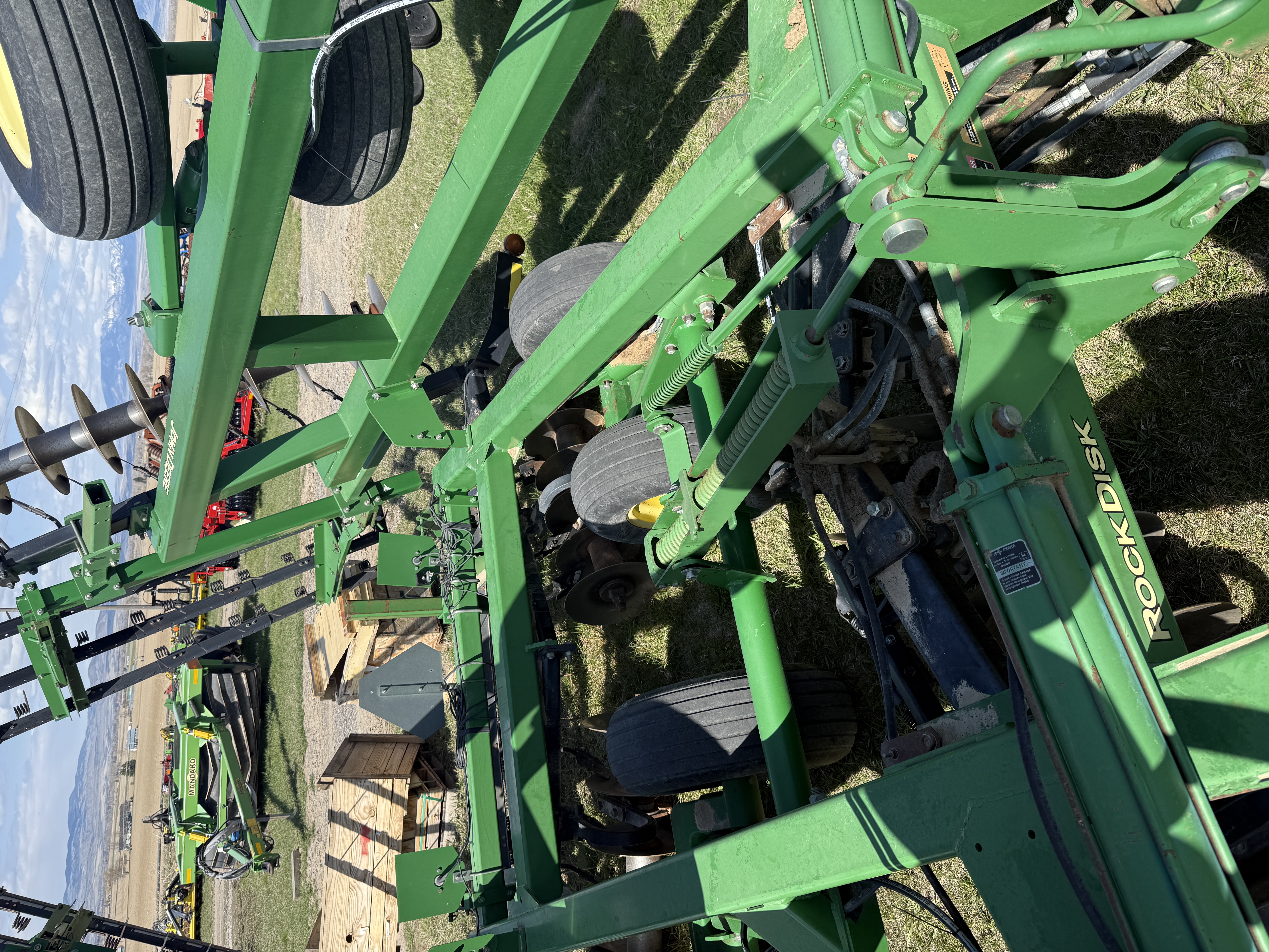2002 John Deere 637 Disk