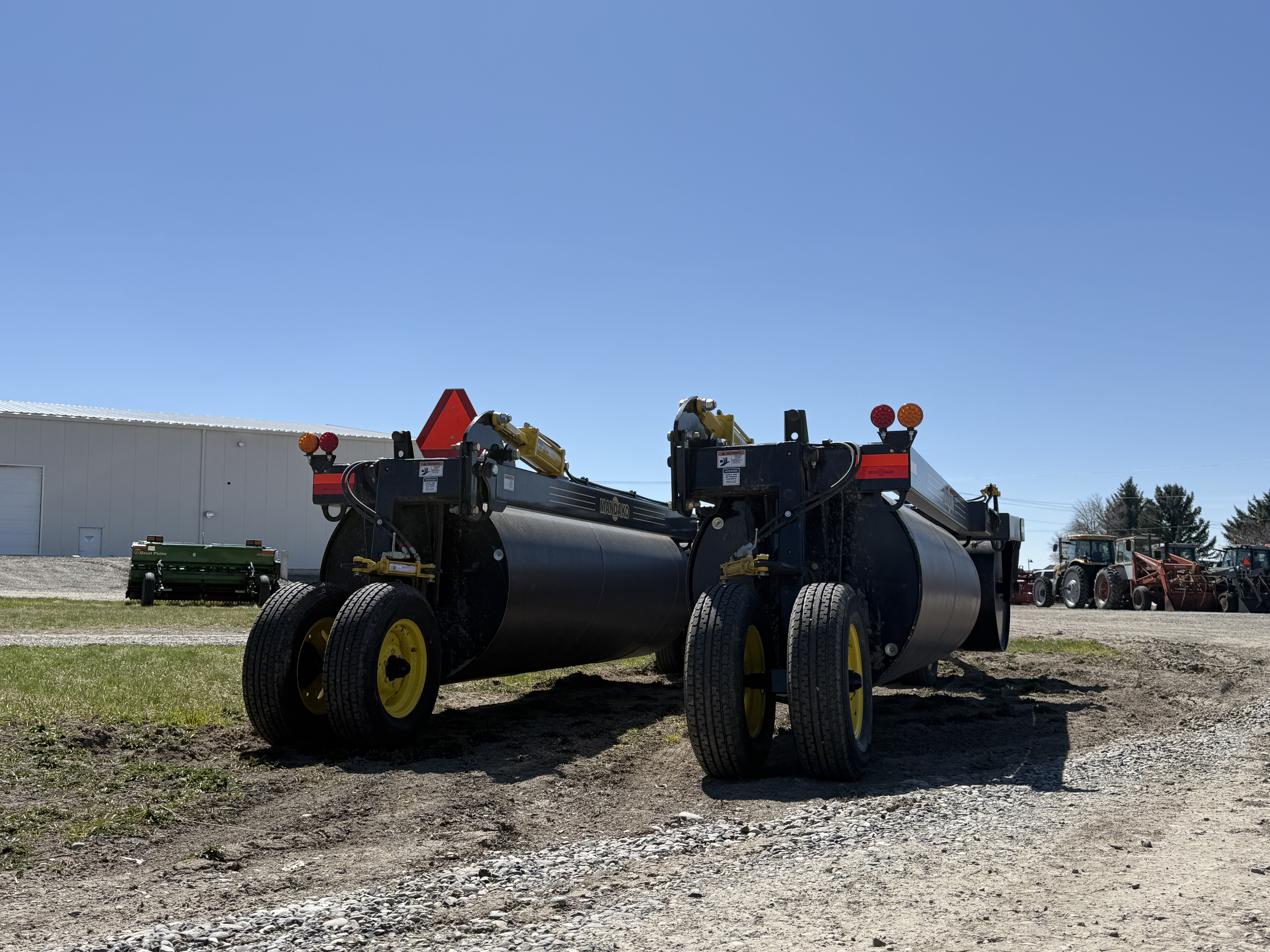 2025 Mandako L3460 Land Roller