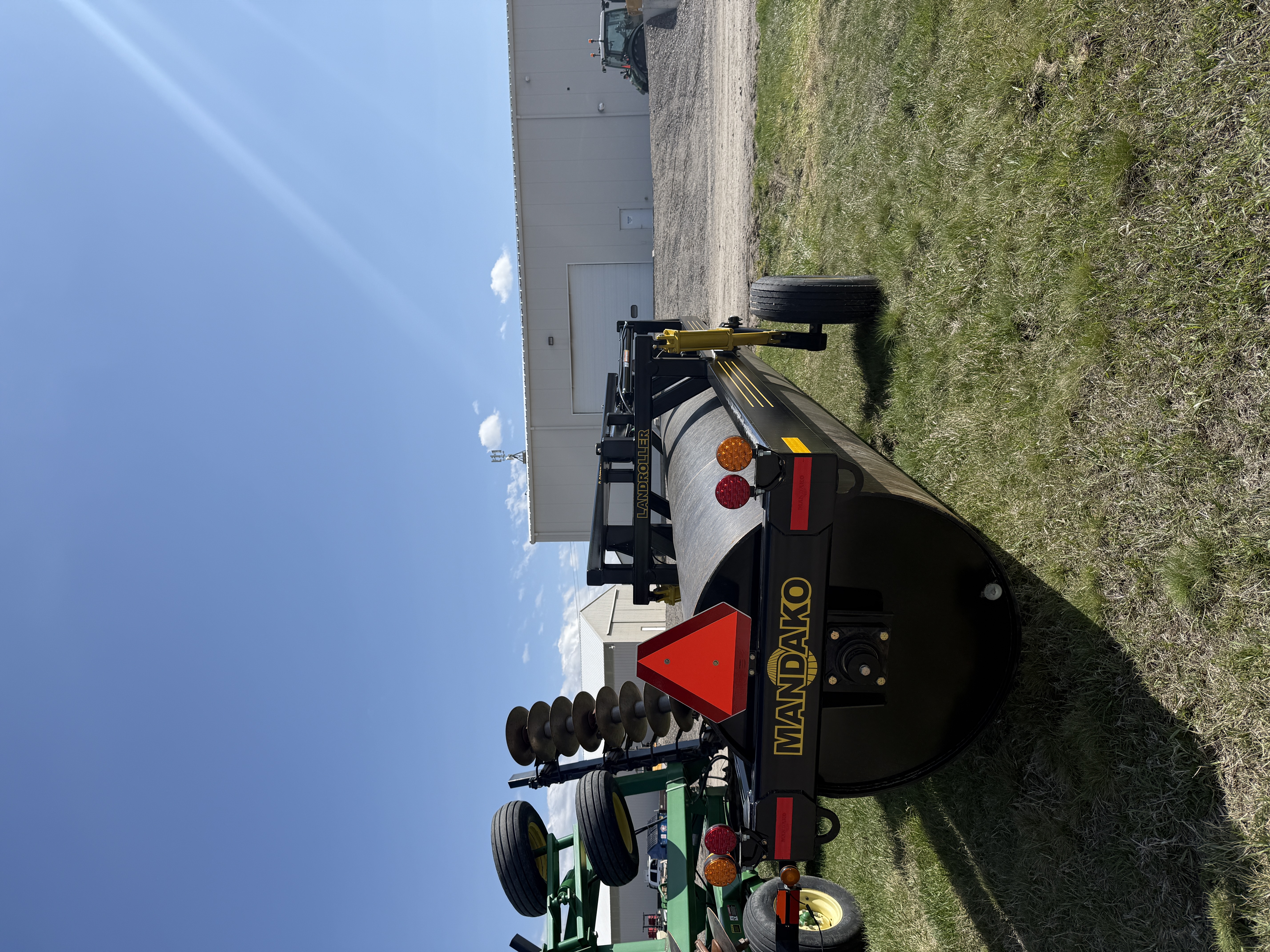 2025 Mandako L2050 Land Roller