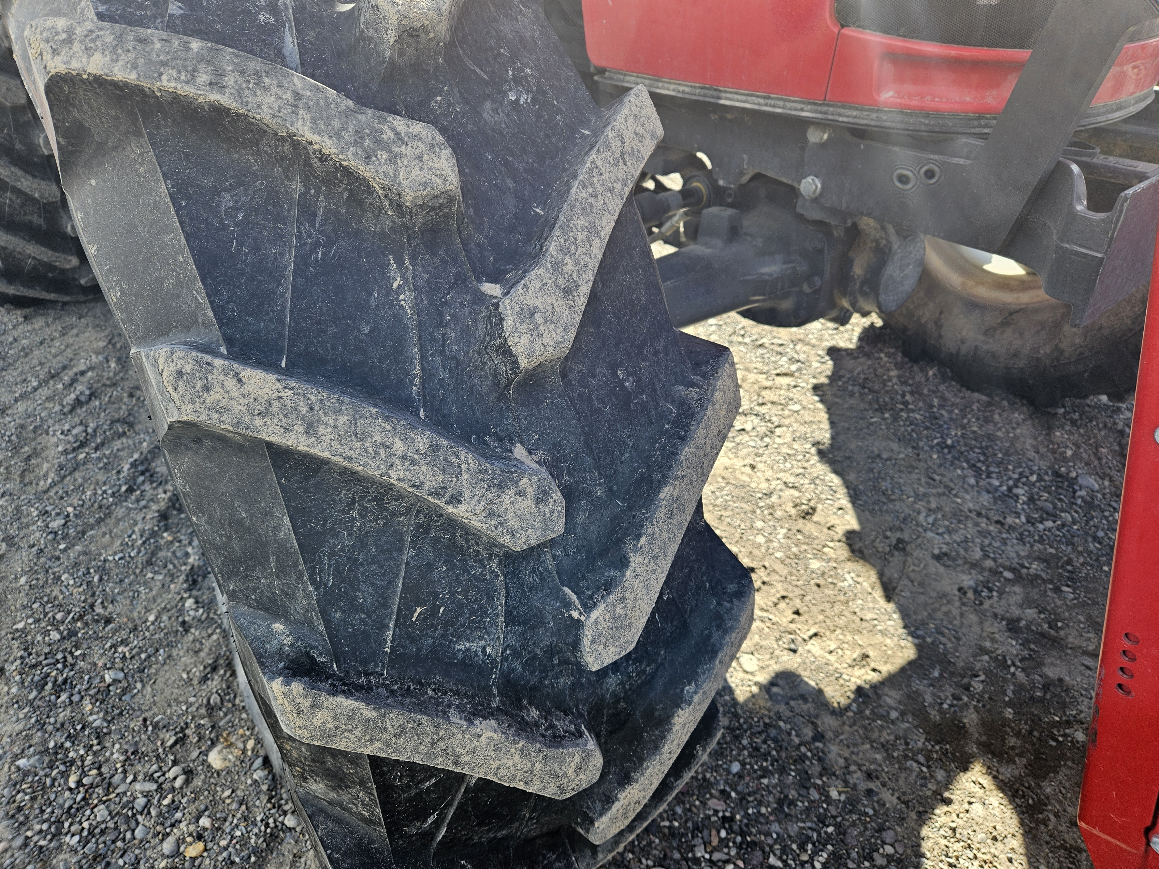 2018 Massey Ferguson 6713 Tractor