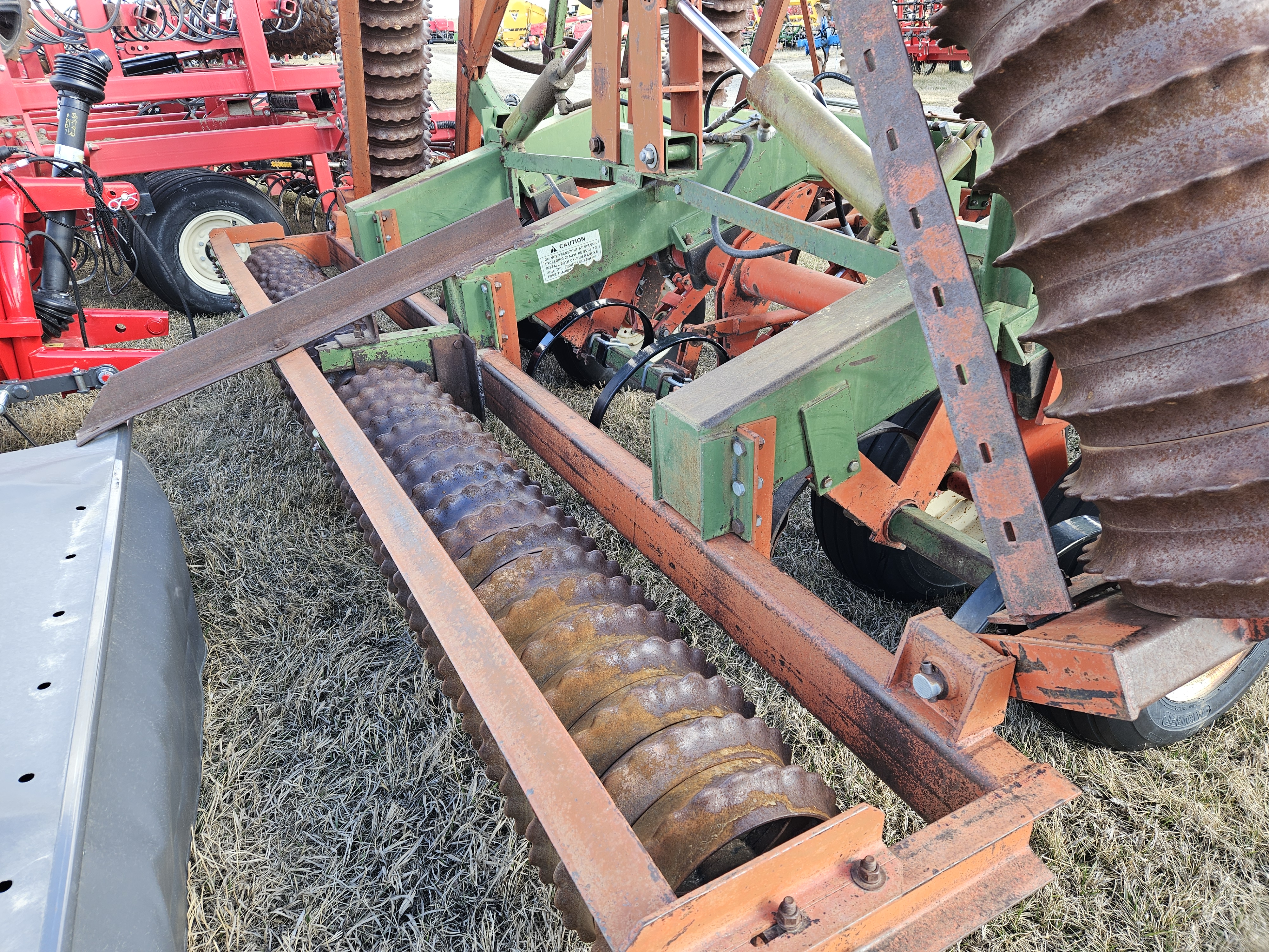 1995 Brillion WM2602 CultiPacker