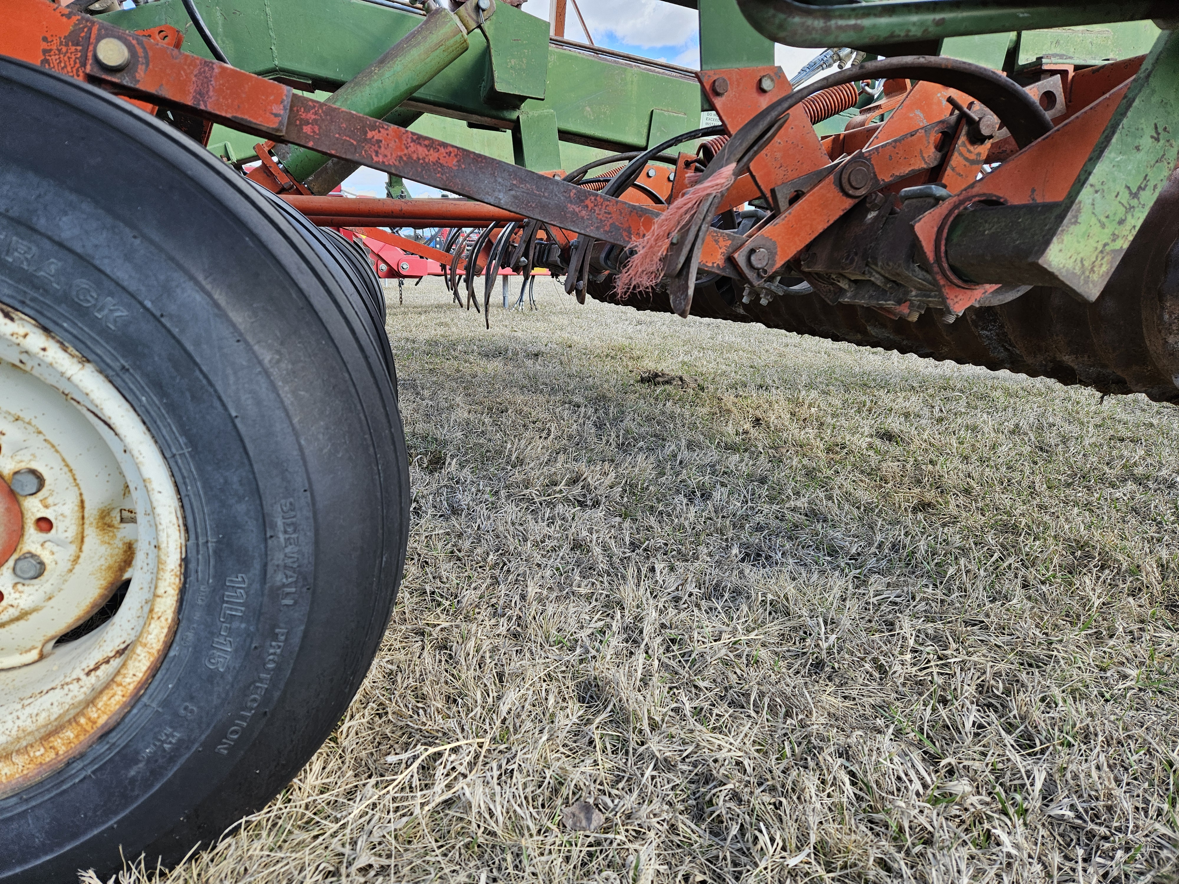 1995 Brillion WM2602 CultiPacker